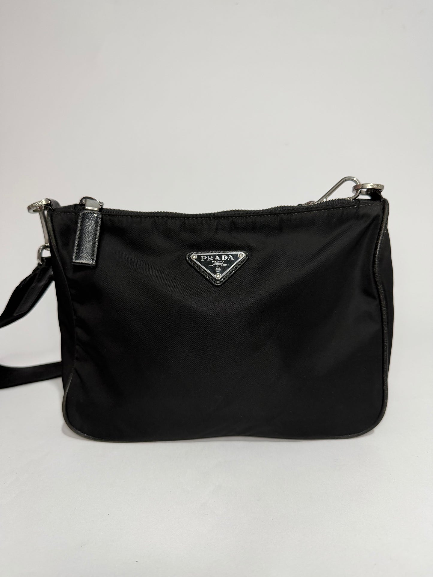 Certified Authentic
PRADA
Re-Nylon Saffiano Re-Edition 2000 Double Zip Crossbody Bag Black