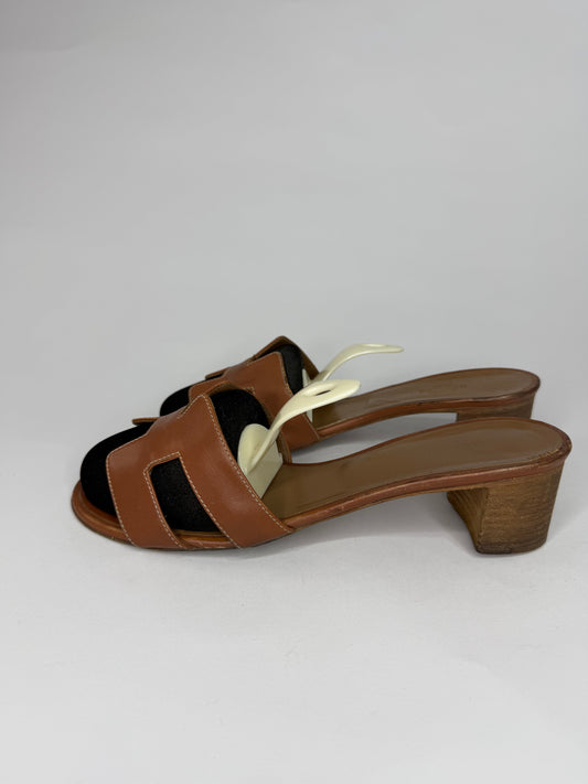 Hermes Brown Leather Oasis Slide Sandals Size 39 EU/ 9 US/ 6 UK