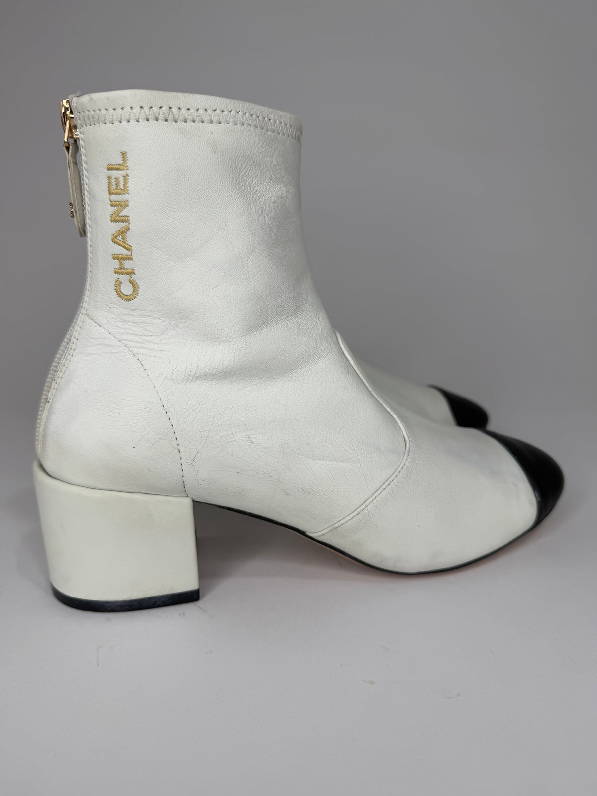 Chanel White Leather Cap Toe Ankle Boots Black Toe Size 37EU/ 7 US/ 4 UK