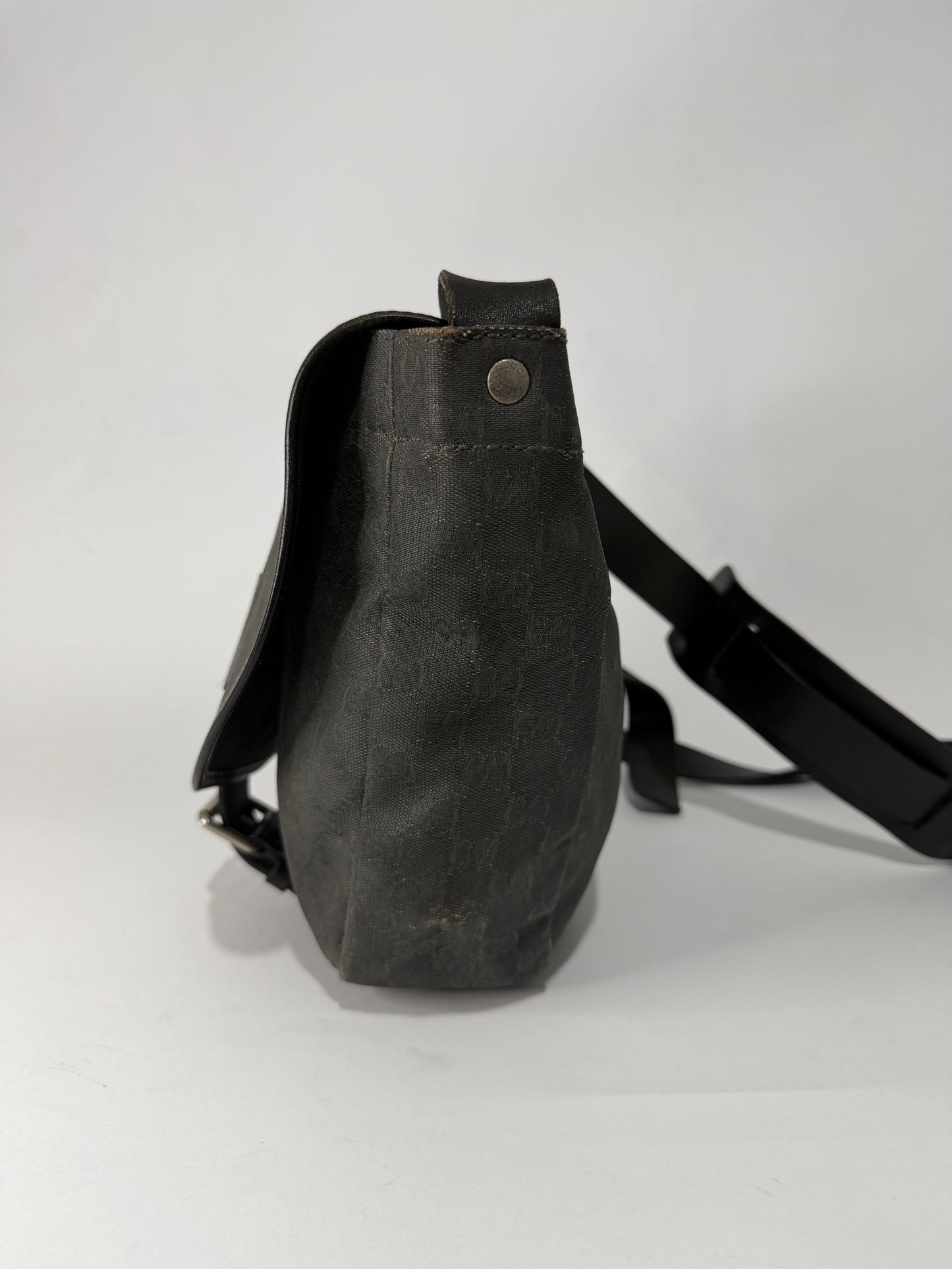 Authentic Gucci GG Canvas Messenger Bag Black