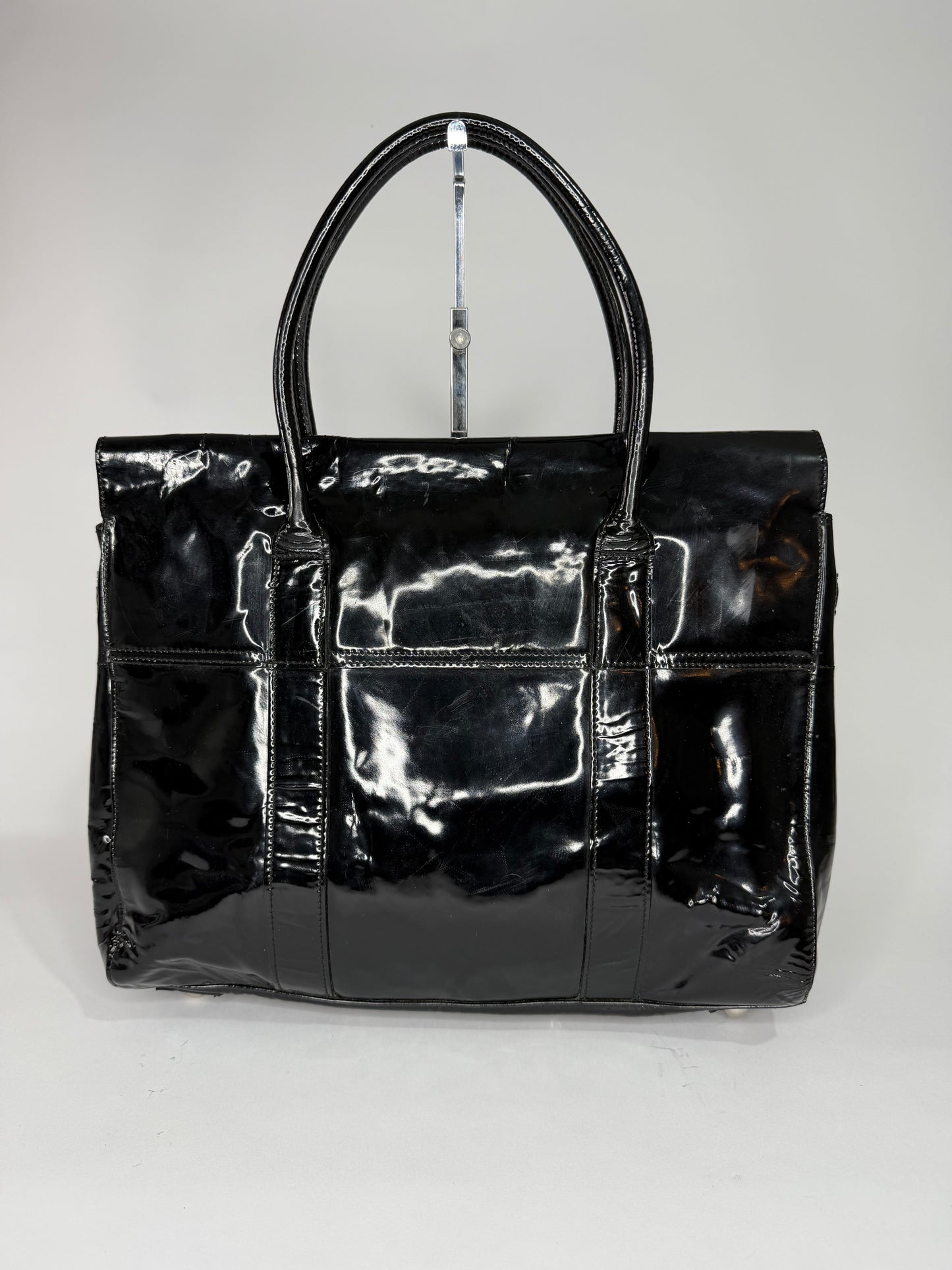 MULBERRY
Black Patent Leather Bayswater Bag