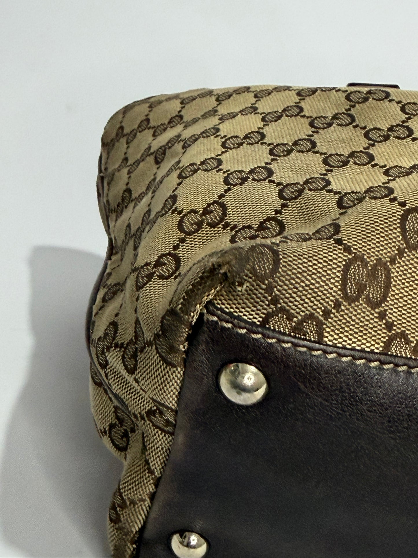 GUCCI
Monogram Medium New Britt Tote Brown