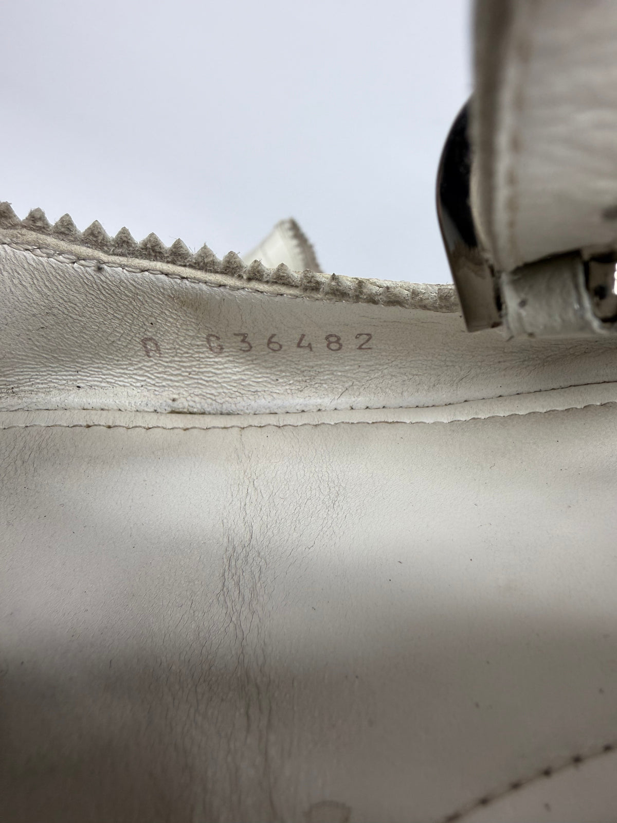 Chanel White/Black Leather CC Mary Jane Flats Size 35 EU/ 5 US