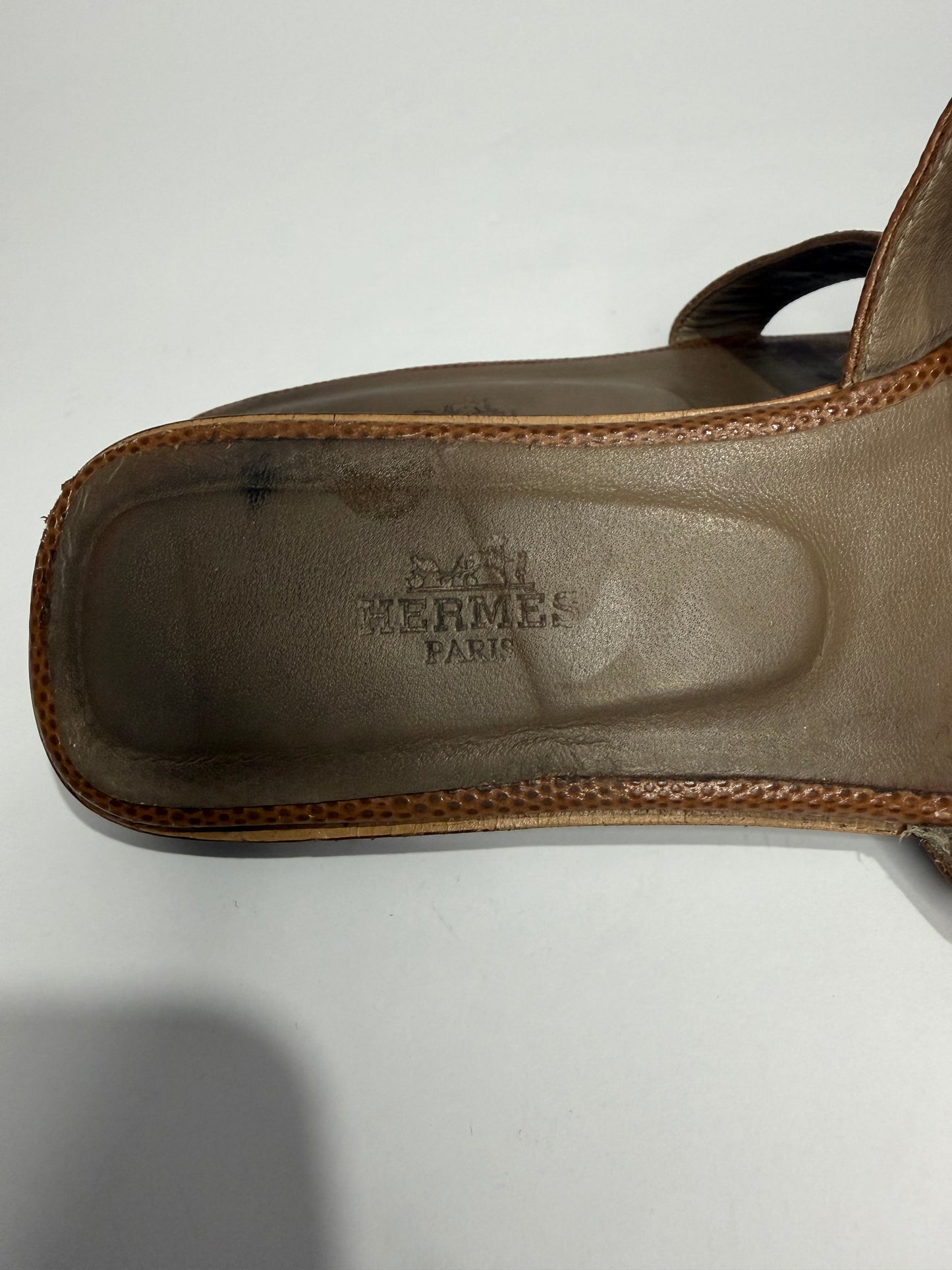 Hermes Oran Brown iguana lizard Leather Sandals Size 39 EU/ 9 US/ 6 UK