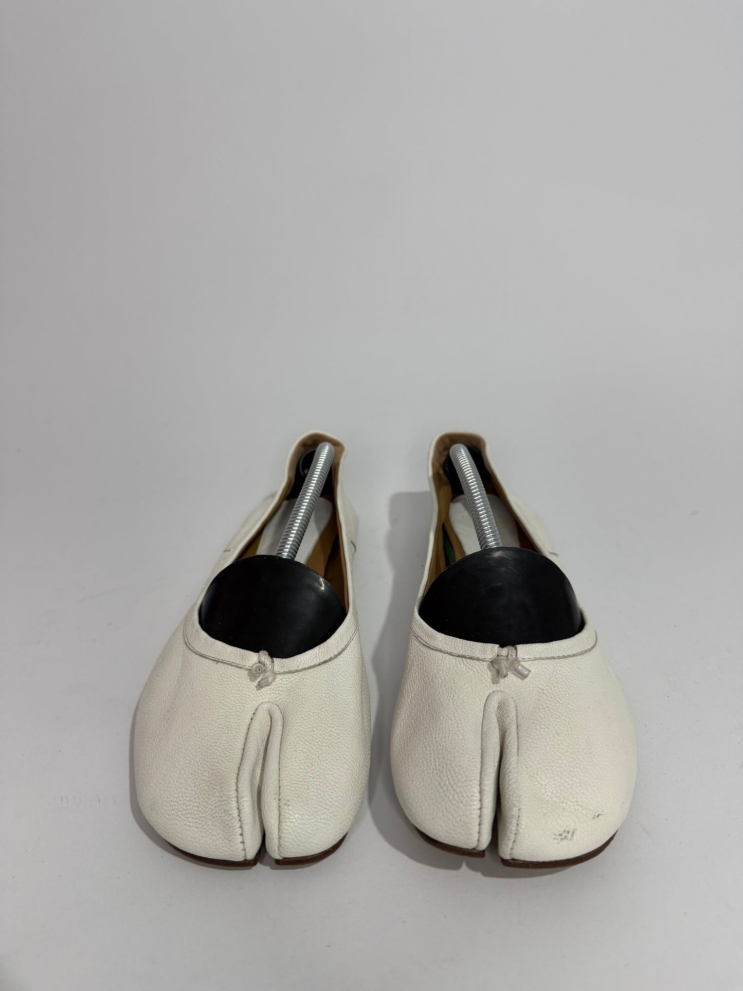 Maison Margiela Tabi Ballet Flats Ivory Leather Split-Toe EU 39