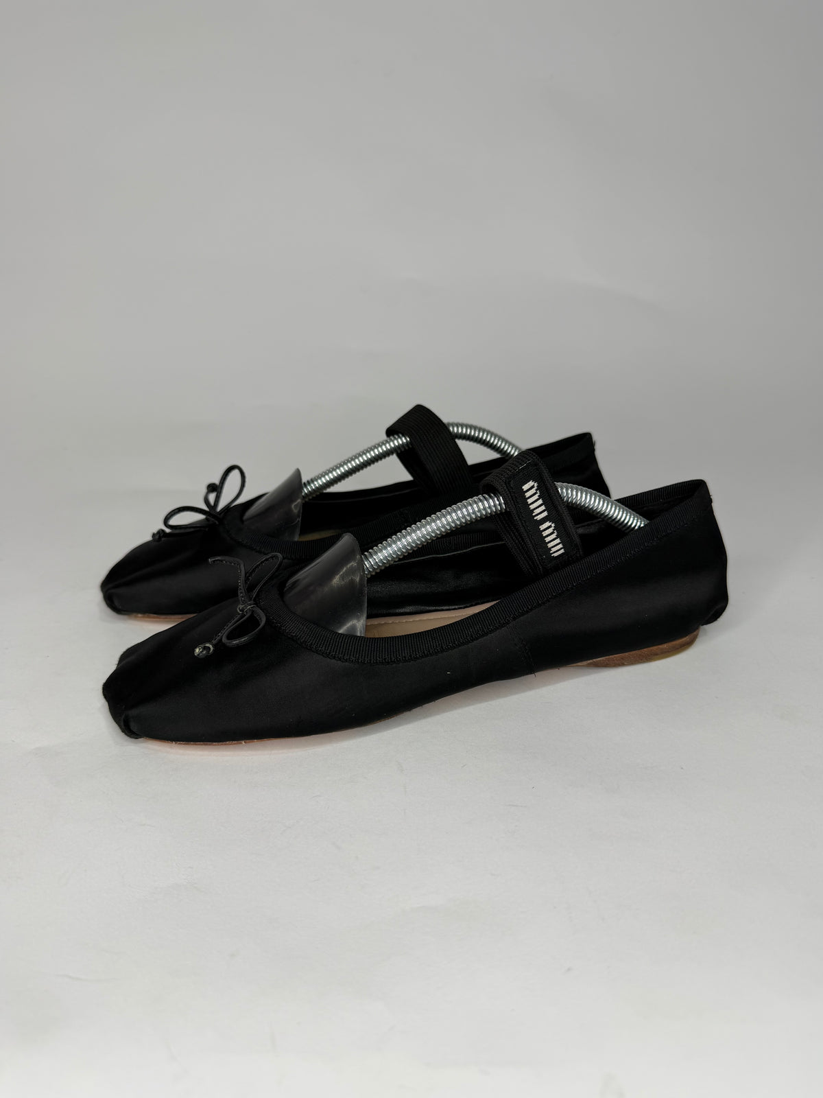 Miu Miu Black Leather Buckle Detail Bow Ballet Flats Size 37 EU/ 7 US
