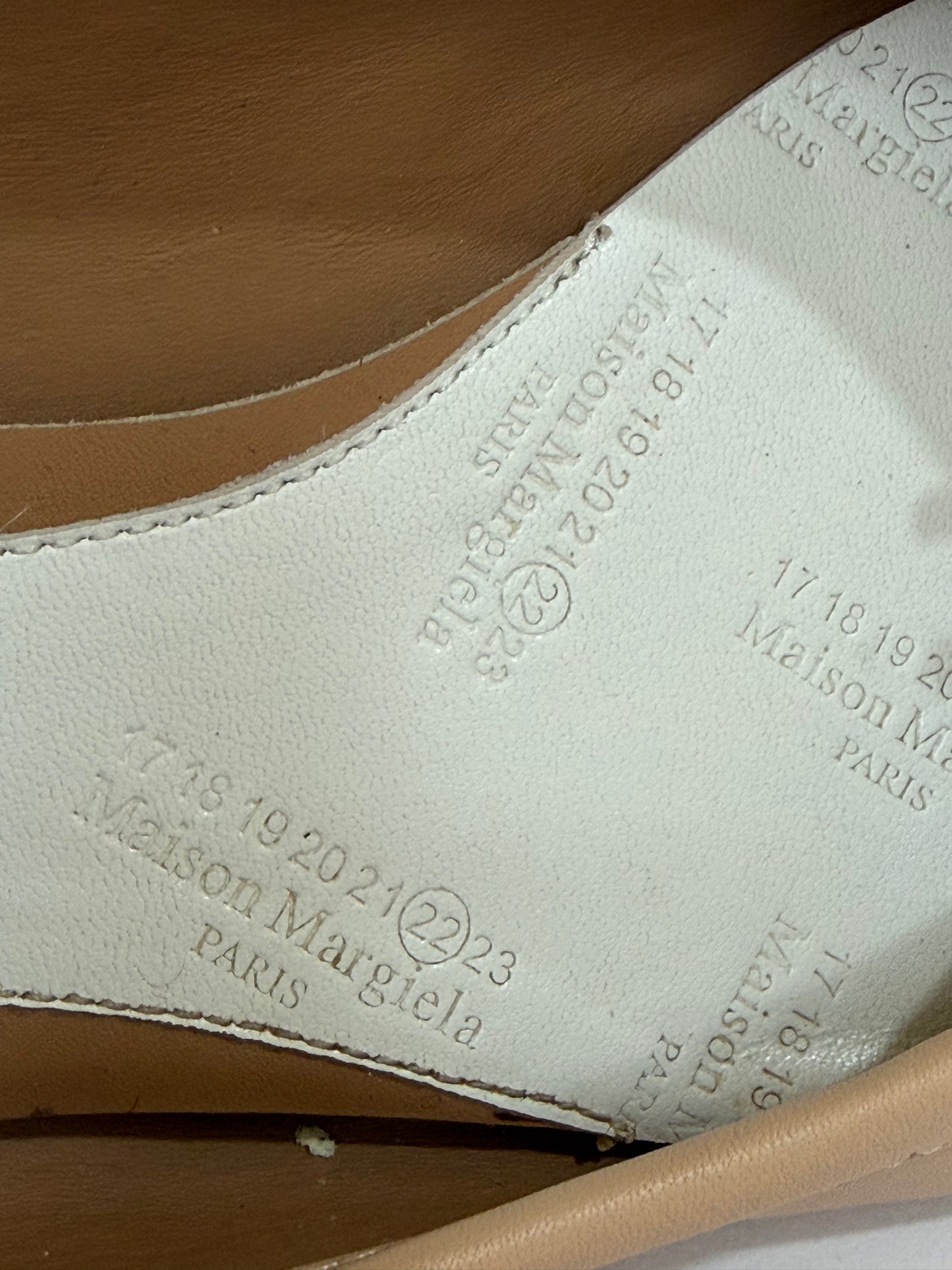 Maison Margiela Tabi Ballet Flats Beige Leather Split-Toe EU 39