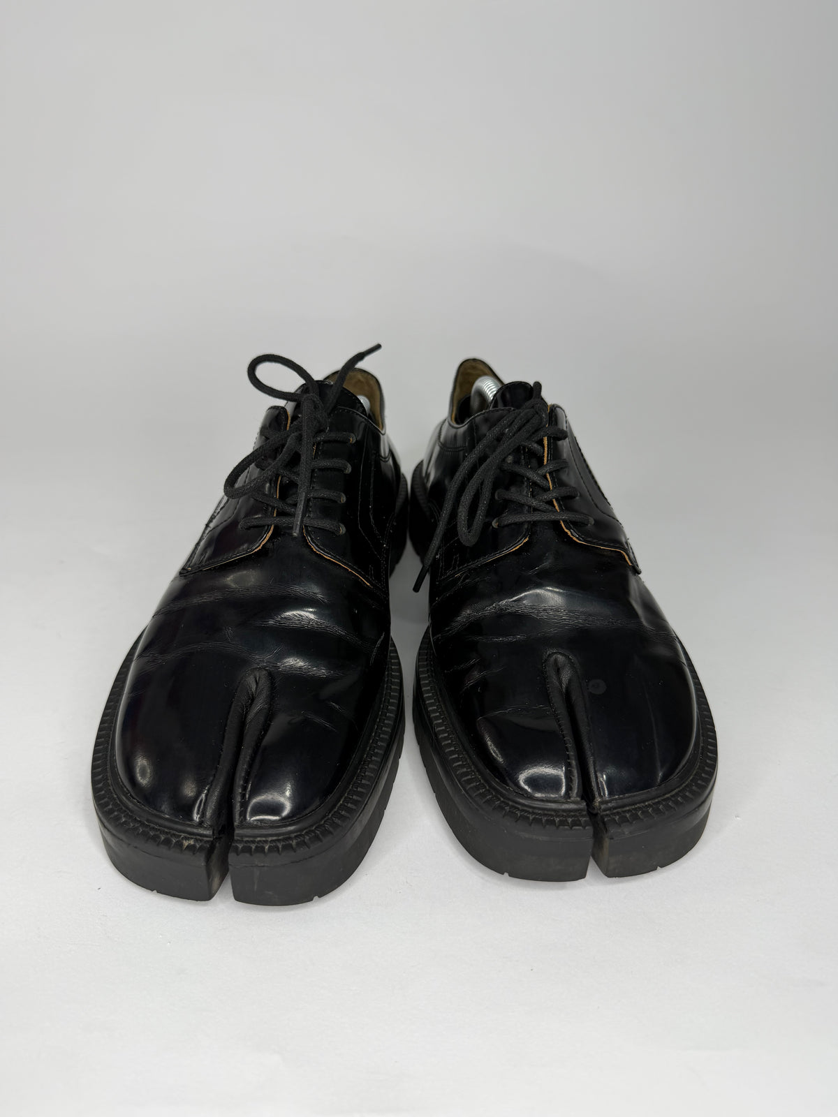 MAISON MARGIELA
Tabi Lace-Ups Chunky Sole in Black Size 39 EU