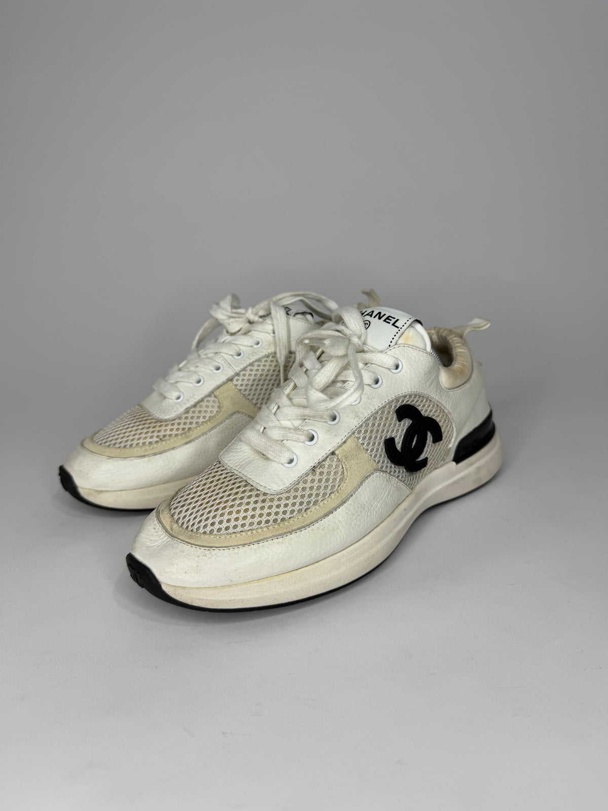 Chanel White Leather and Mesh CC Low Top Sneakers Size 38 EU/ 8 US/ 5 UK