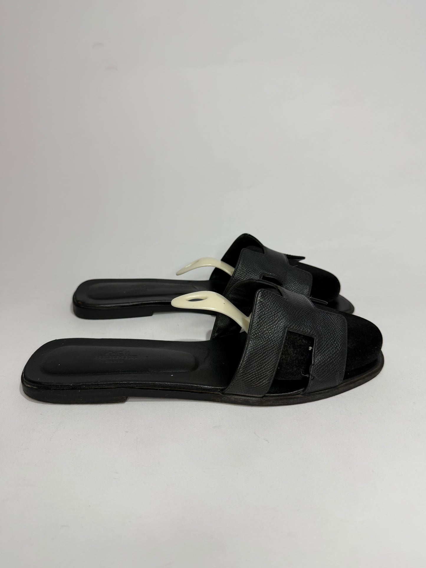 HERMES Black Epsom Oran Sandals Size 42 EU/12 US / 8 UK