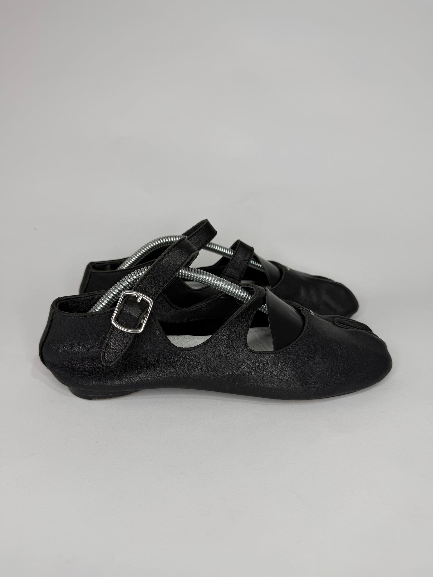 Maison Margiela
Leather Ballet Flats Size 36EU/ 6 US/ 3 UK