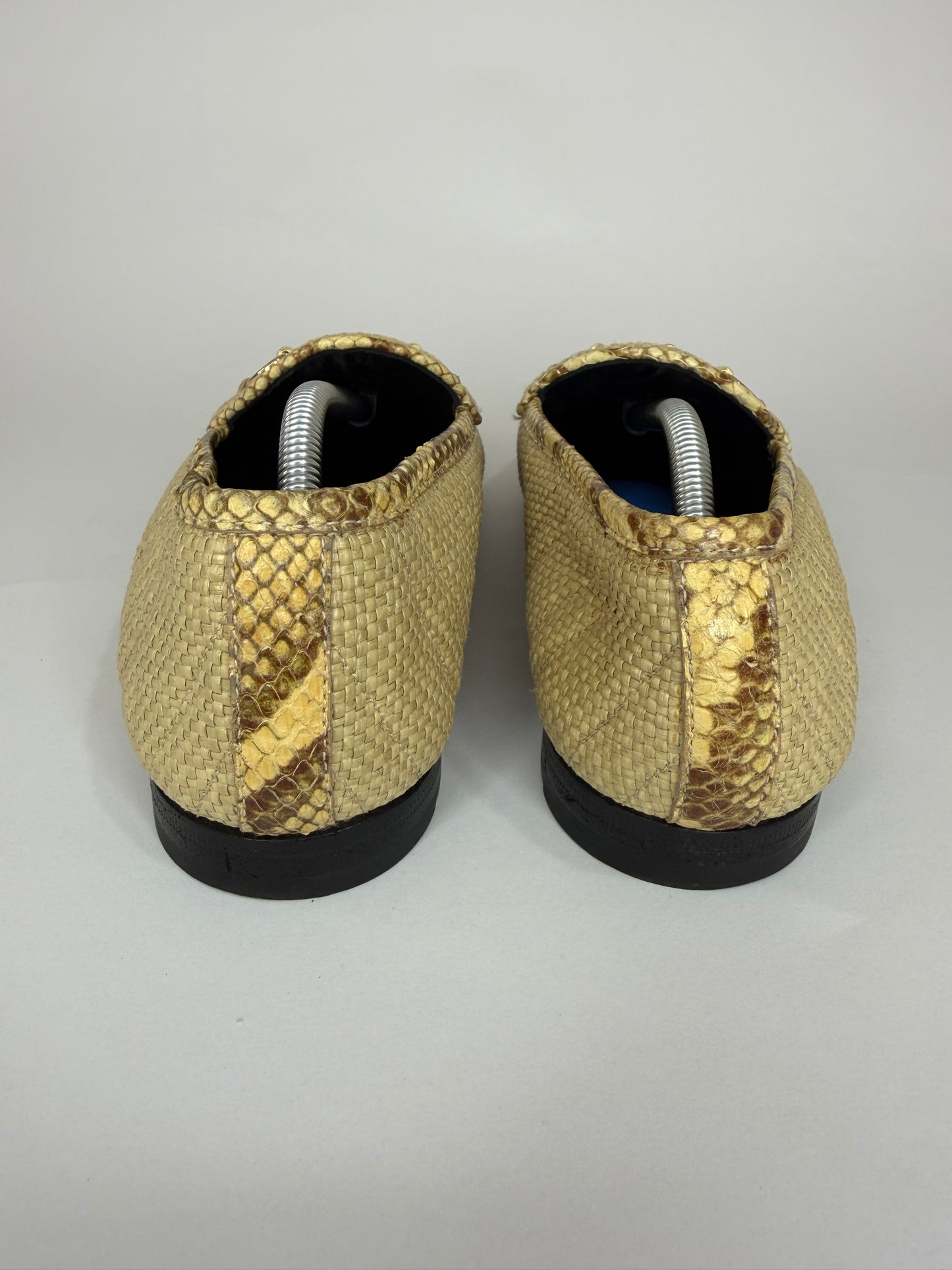 Gucci Pre-Owned
Jordaan Horsebit loafers Size 38.5 EU/ 8.5 US / 5.5 UK