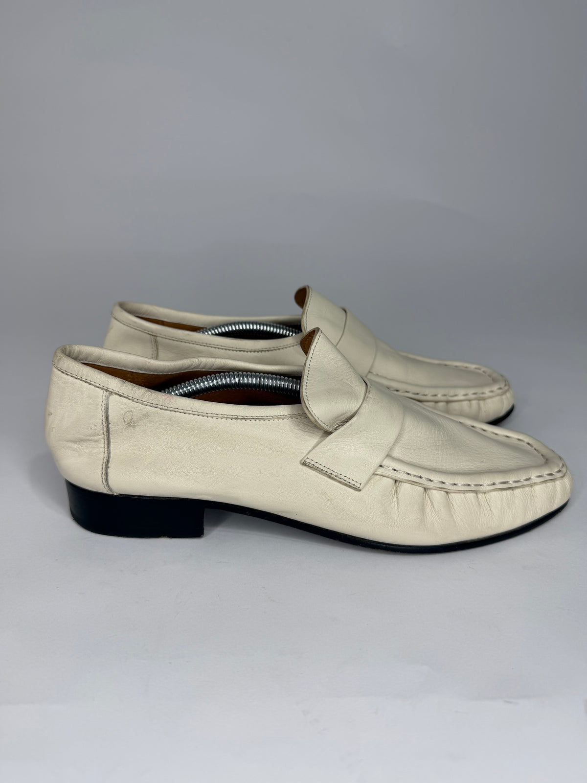 The Row Off-White Soft Loafers
 Size 39 EU/ 9 US/ 6 UK (Copy)