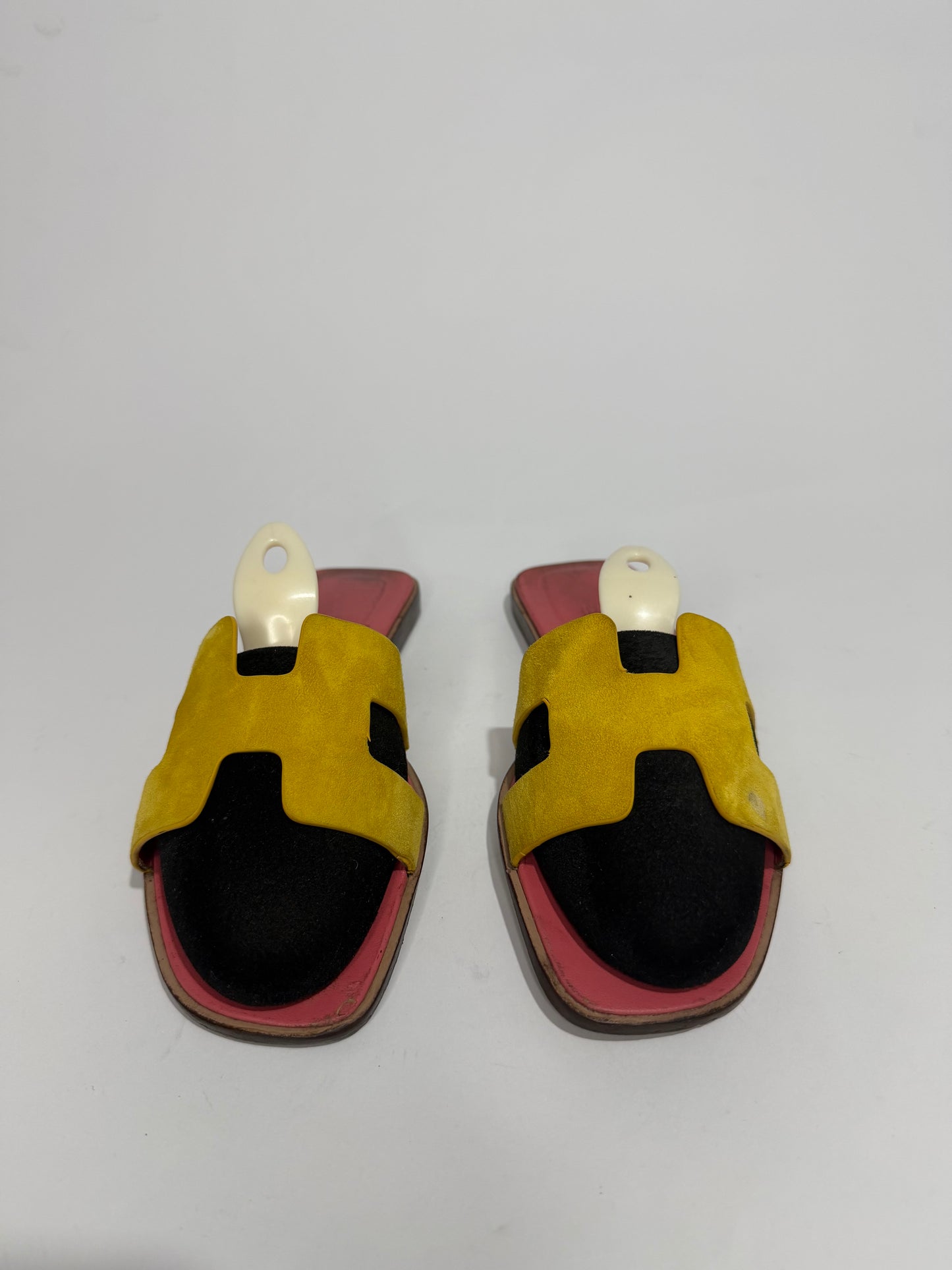 Hermes Yellow Suede Oran Flat Slides Size 39EU/ 9 US/ 6 UK