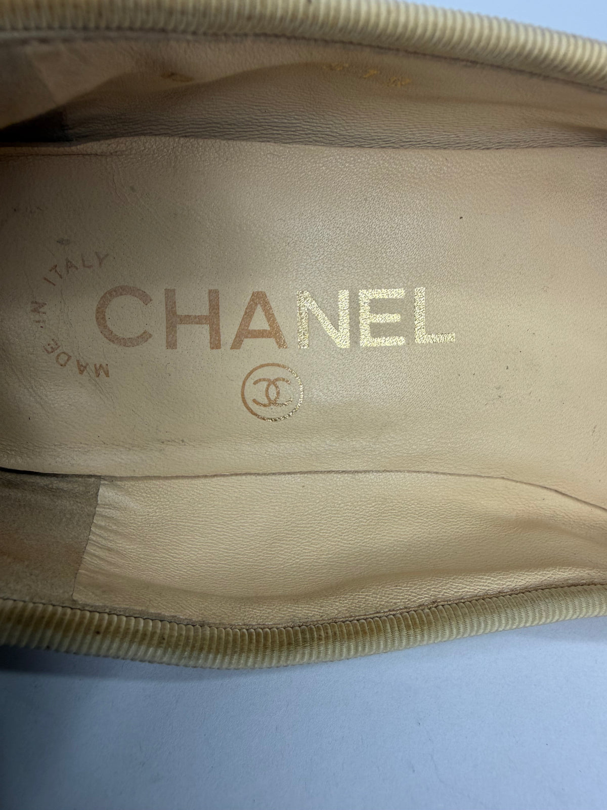 CHANEL Beige/Black Lambskin Leather CC Ballet Flats Size 36 EU/ 6 US