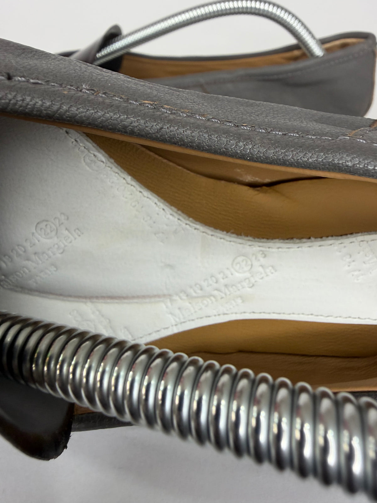 Maison Margiela Tabi Ballet Flats Grey Leather Split-Toe EU 38 / 8 US/ 5 UK