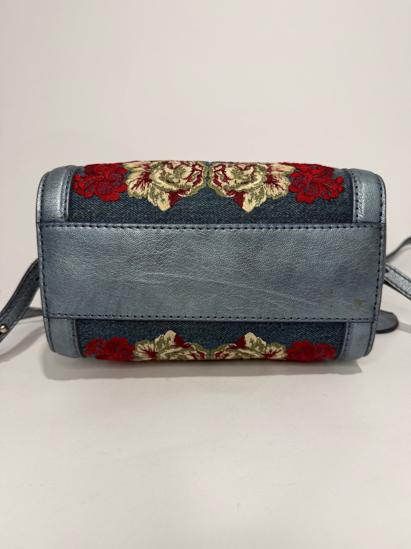 ALEXANDER MCQUEEN
Denim Floral Embroidered Small Skull Padlock Zip Around Tote Blue Multicolor