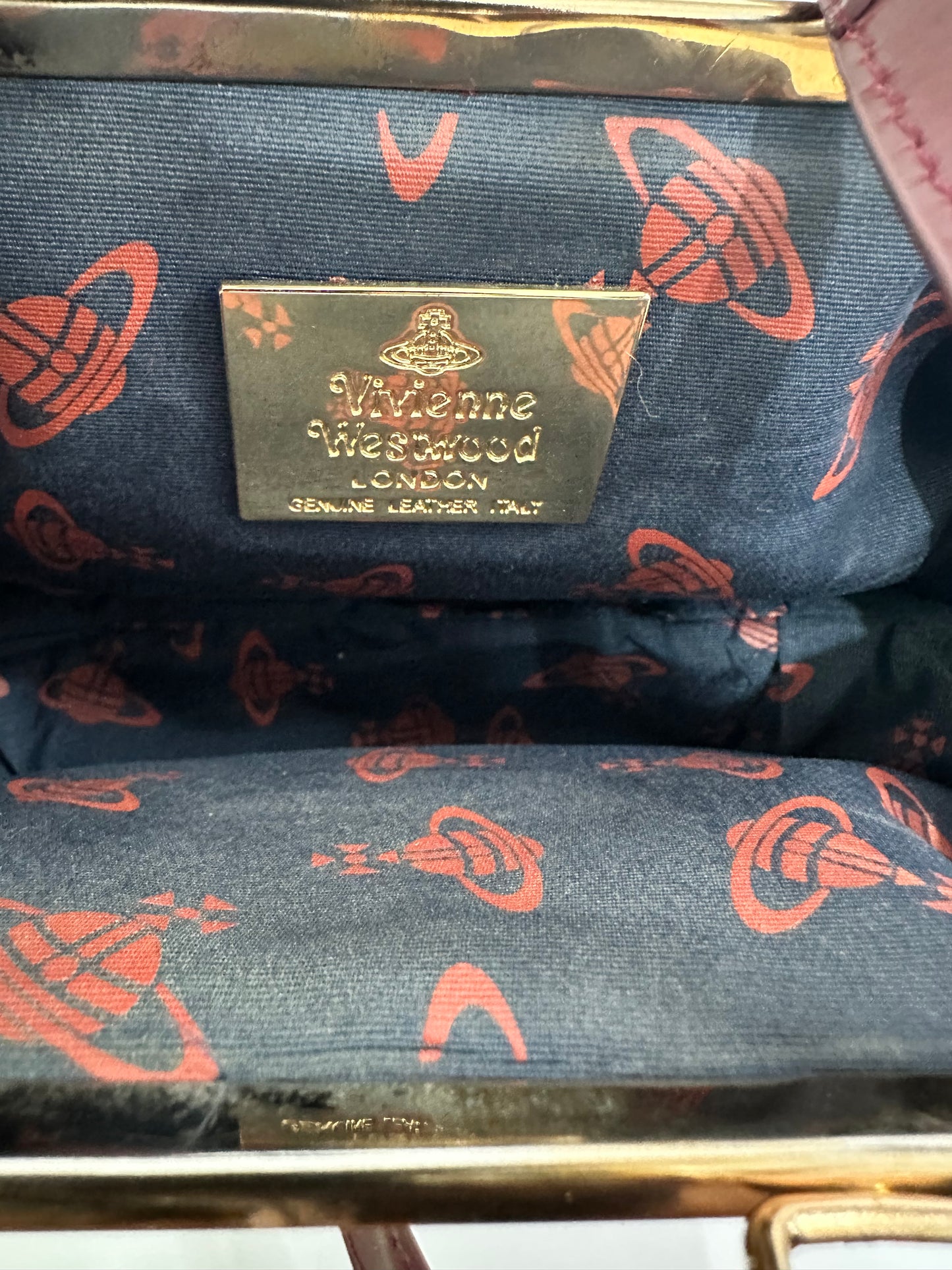 VIVIENNE WESTWOOD  GRANNY FRAME PURSE LEATHER Red