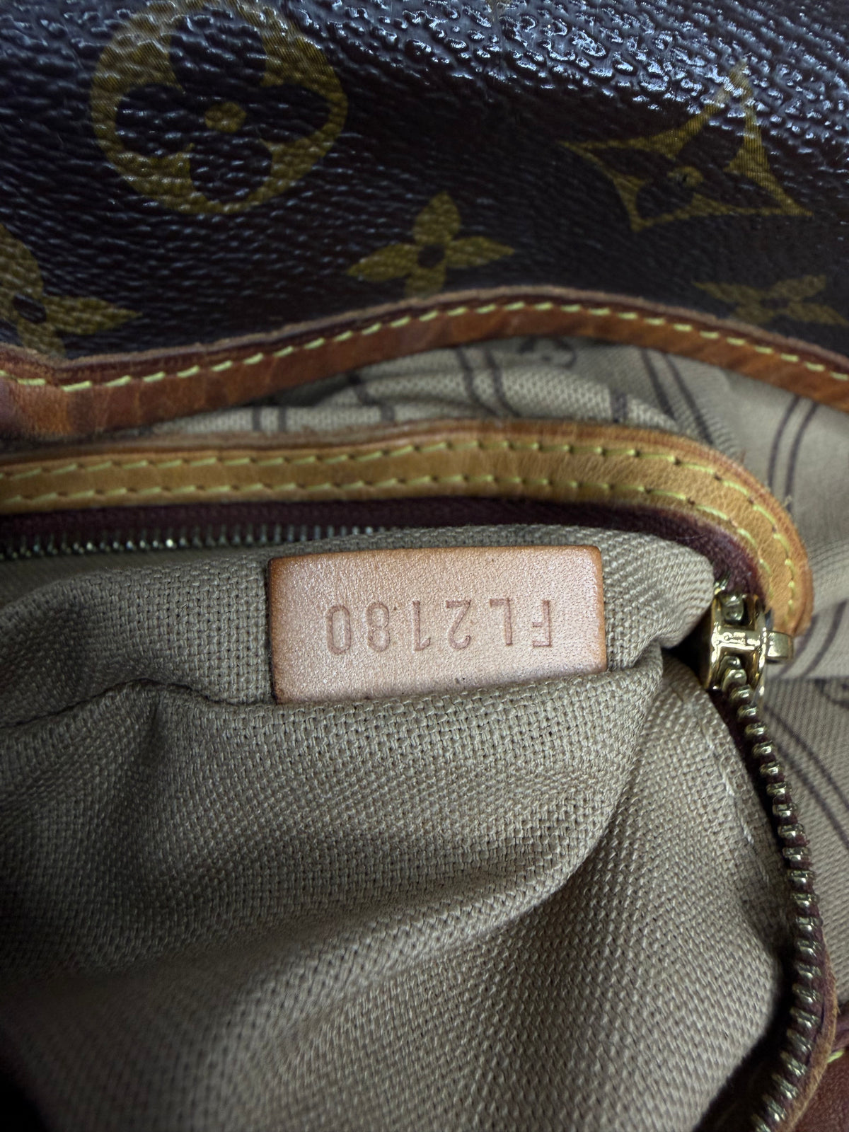 Louis Vuitton Monogram Canvas Delightful MM Bag