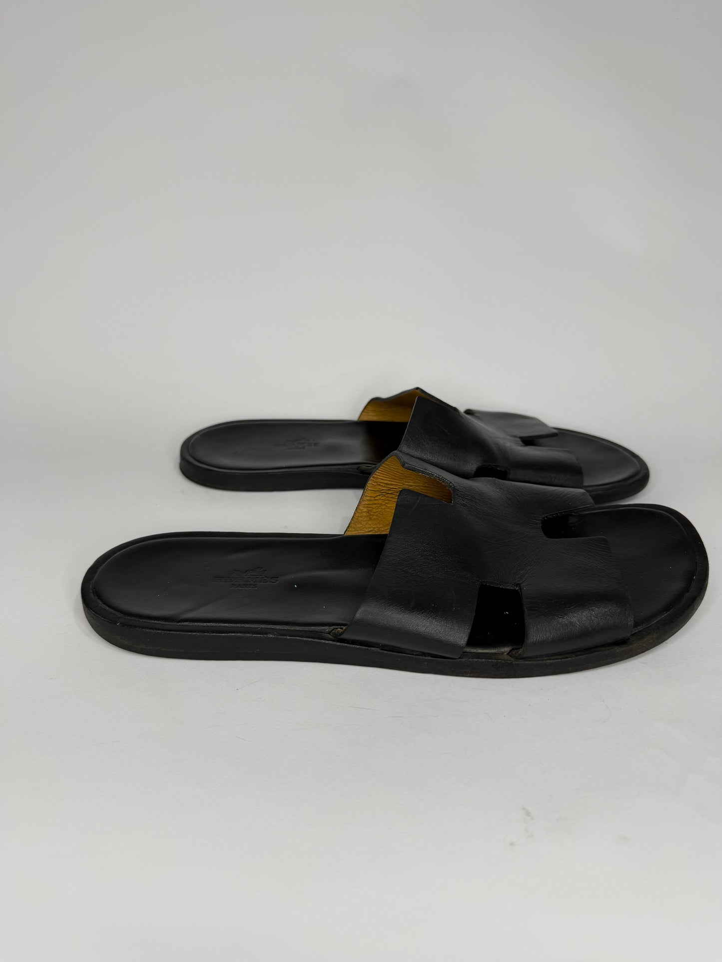 Hermes Black Izmir Leather sandal Size 43 EU/ 10 US/ 9 UK