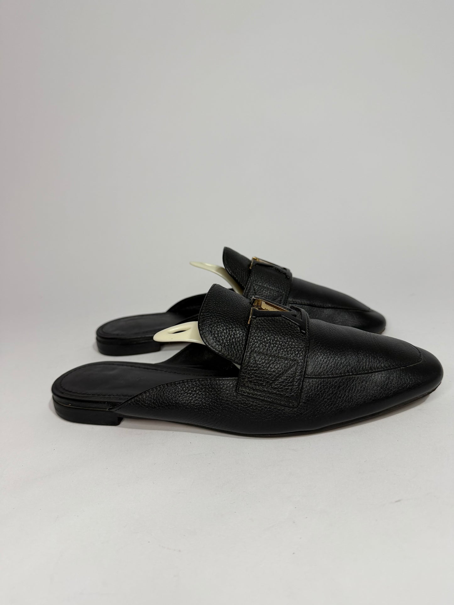Louis Vuitton Black Leather LV Capri Open Loafer Mules Size 39 EU/ 9 US/ 6 UK