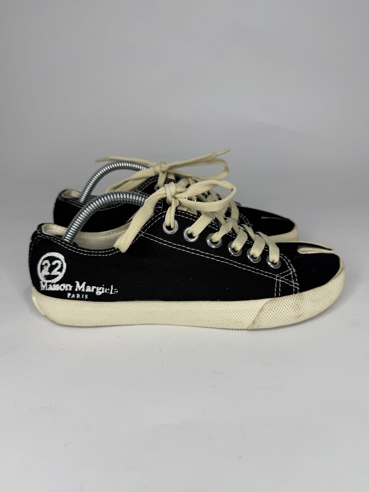 Maison MargielaTabi Low Sneaker Size 36 EU/ 6 US/ 3 UK