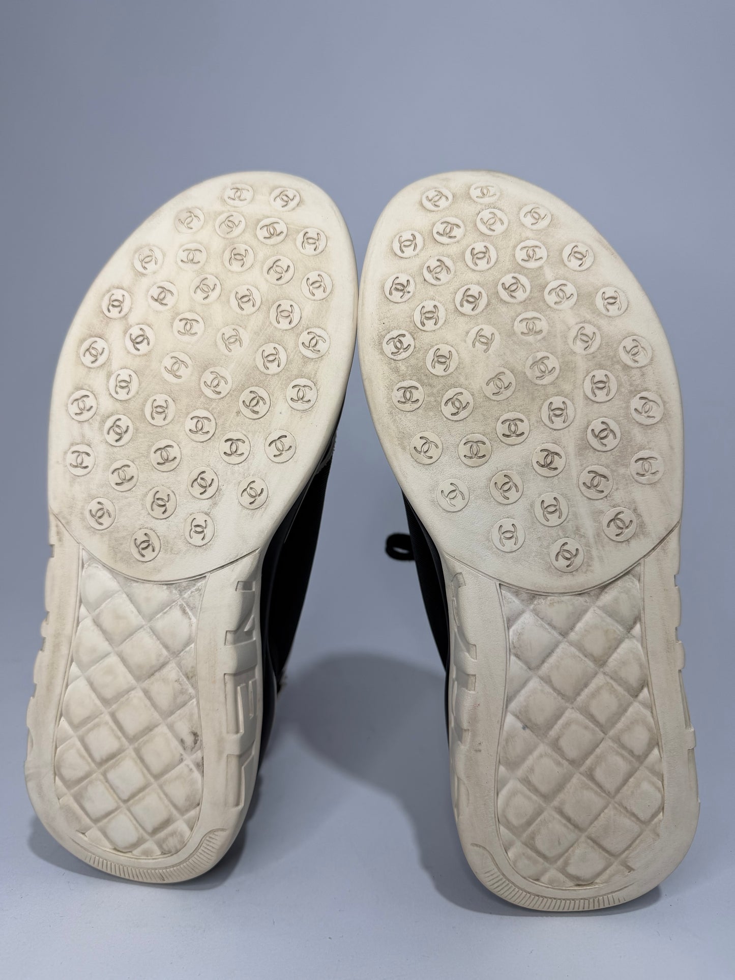 CHANEL Lycra CC Sneakers Black White Size 40 EU/ 10 US