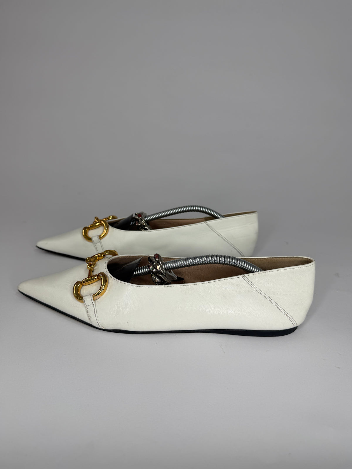 Gucci White Horsebit Ballet Flats Size 38 EU/ 8 US