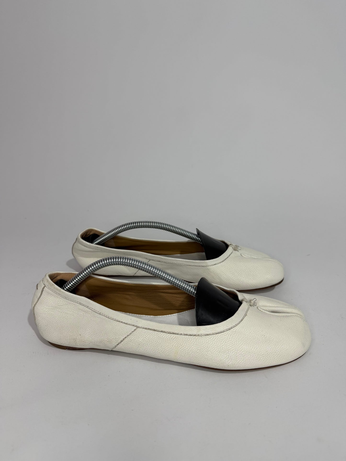 Maison Margiela Tabi Ballet Flats Ivory Leather Split-Toe EU 39