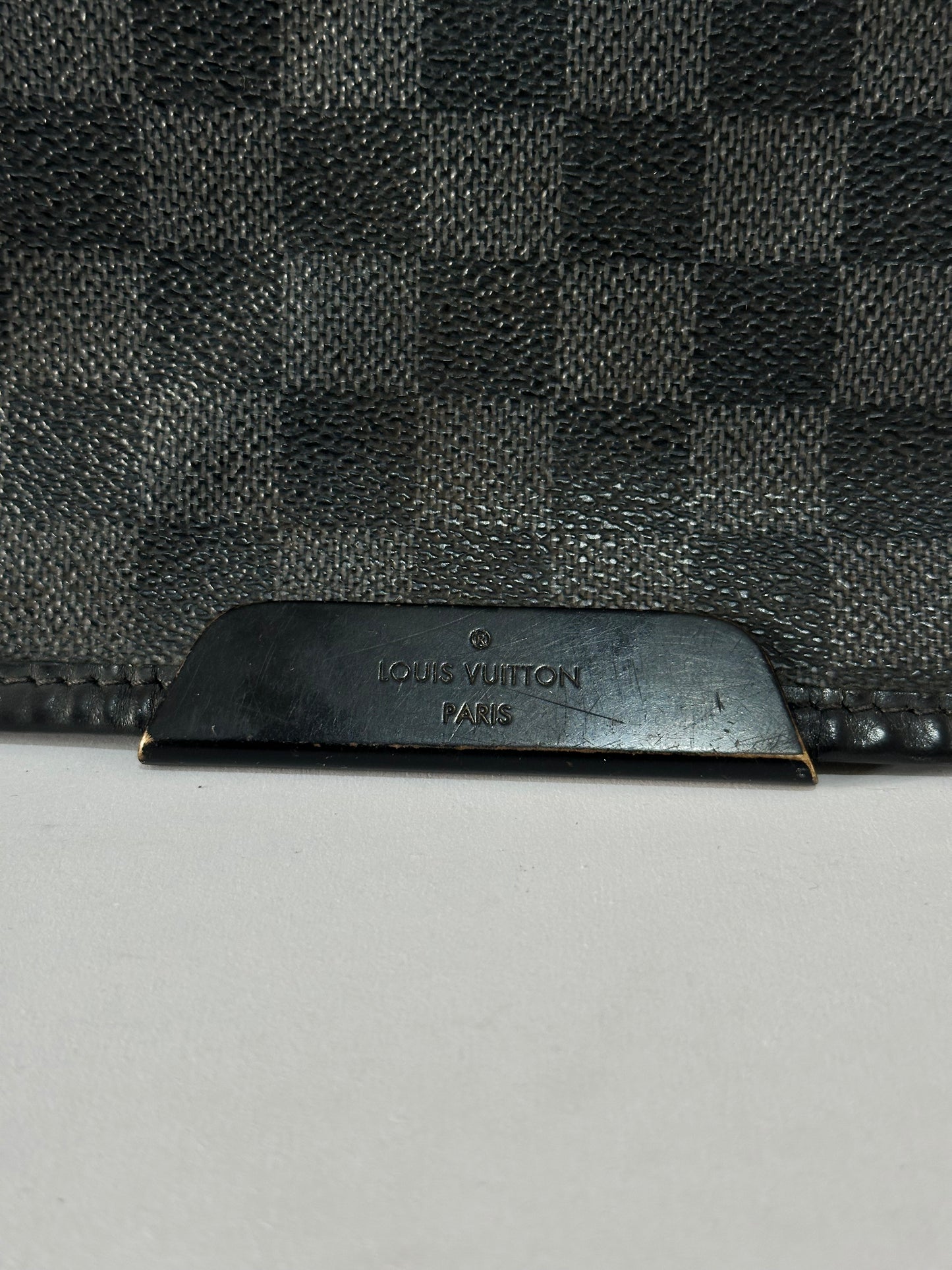 Louis Vuitton Damier Graphite Canvas Daniel MM Messenger Bag