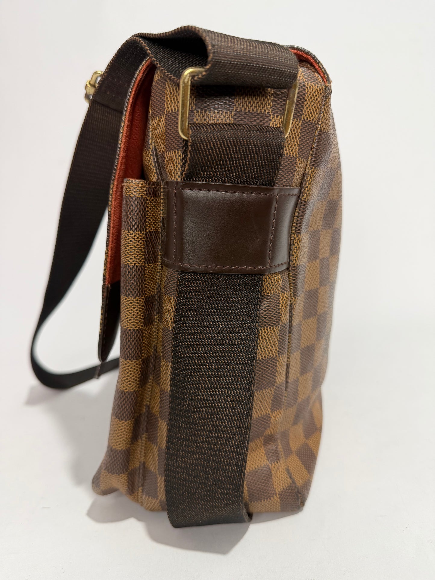 LOUIS VUITTON
Damier Ebene Broadway Messenger Bag