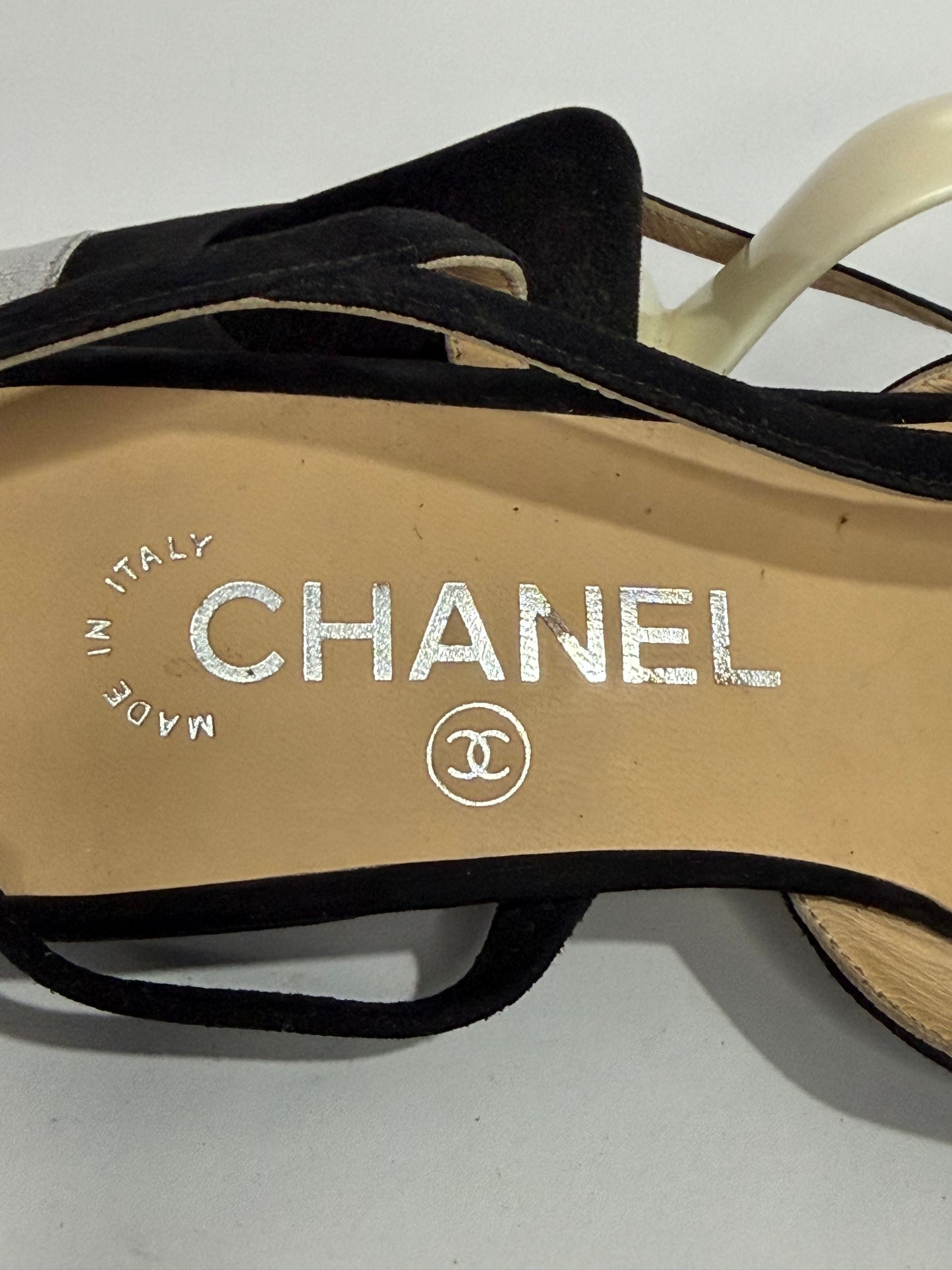 Chanel Black/Silver Suede And Leather Classic Slingback Sandals Size 36 EU/ 6 US / 3UK