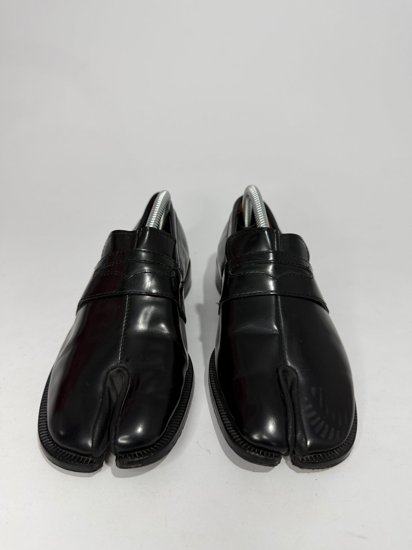 Maison Margiela Tabi Split Toe Patent Leather Loafers Black Size 36 EU/6 US