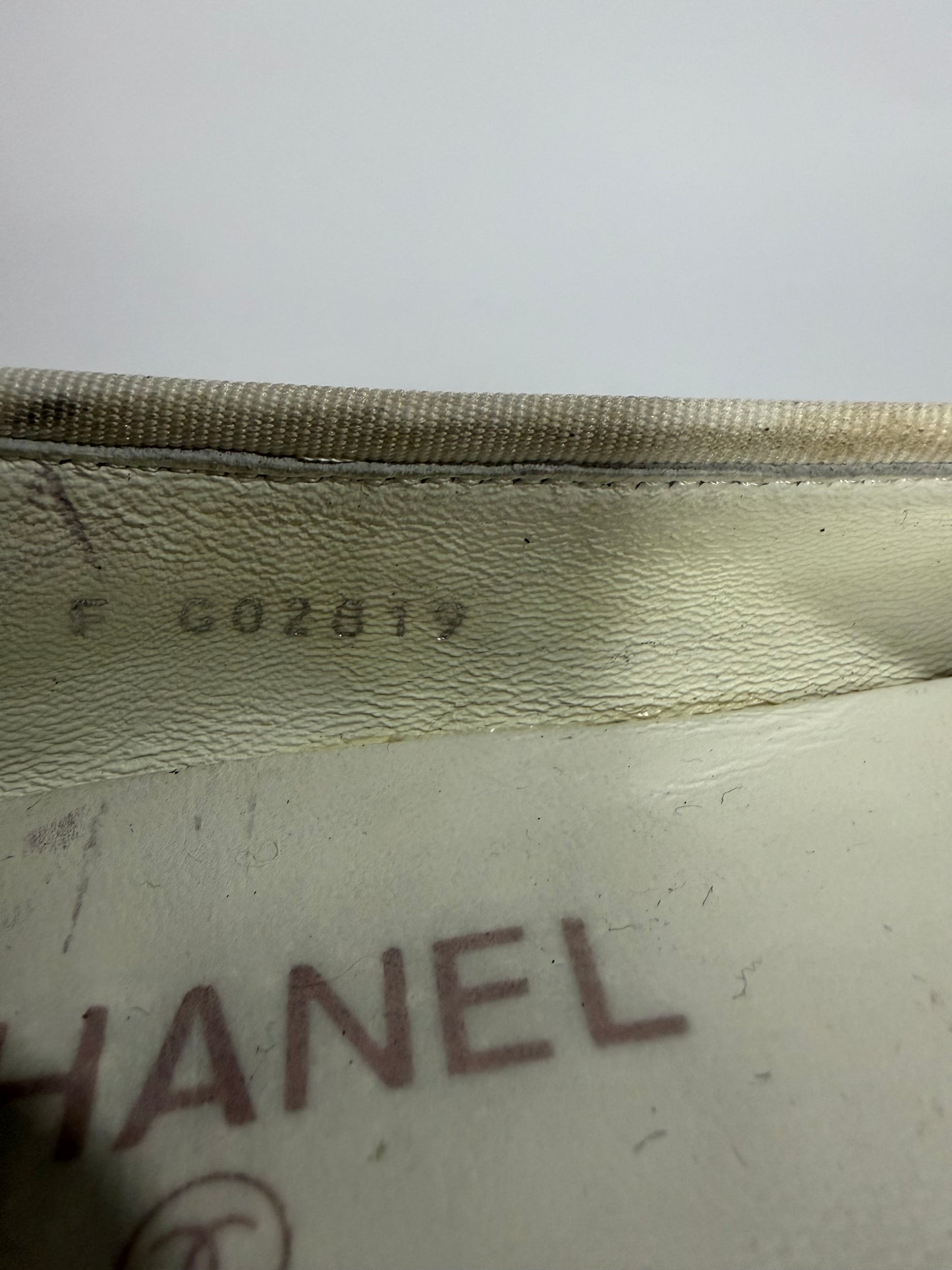 CHANEL White Lambskin CC Ballerina Flats Size 35 EU