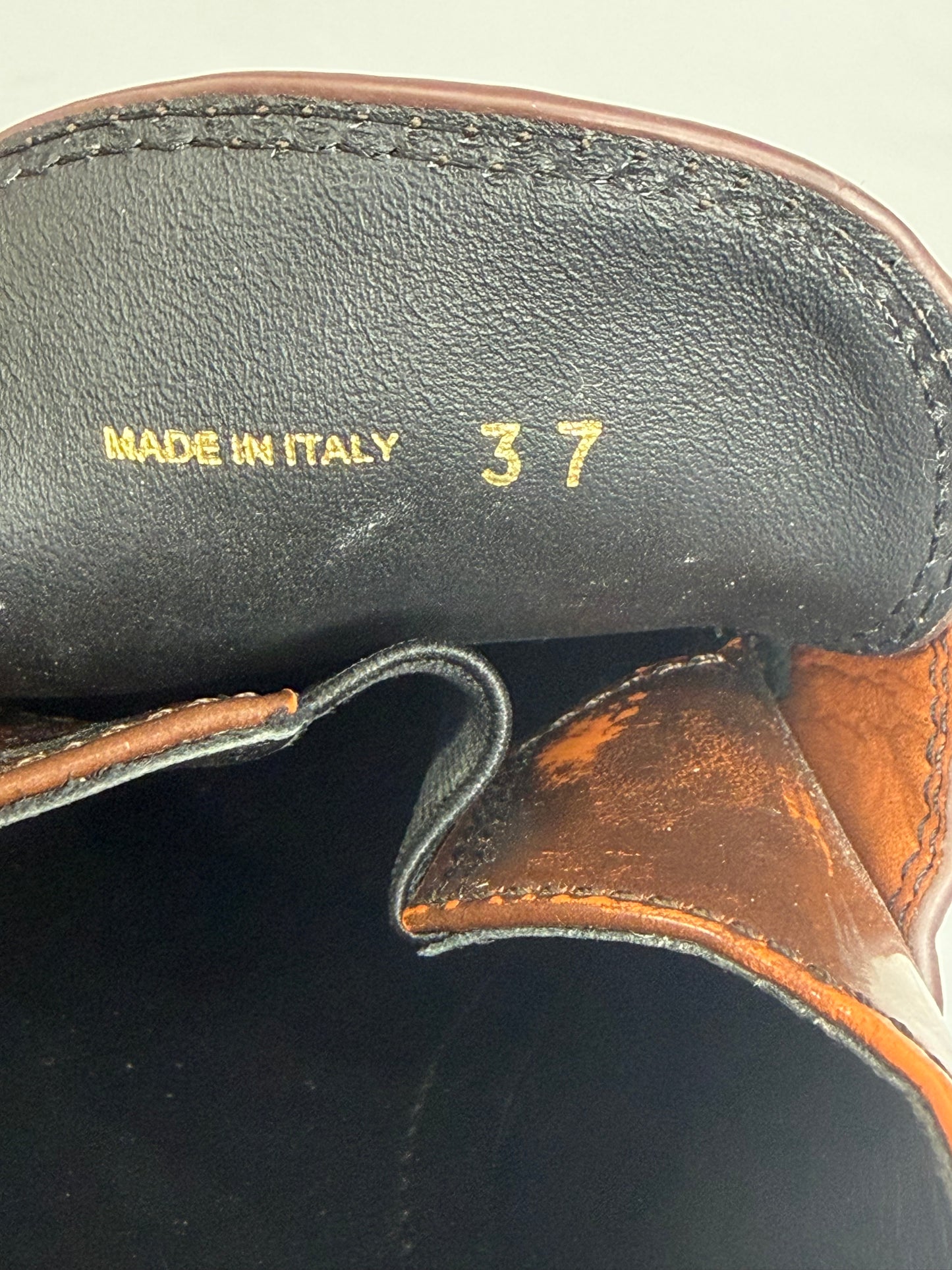 PRADA Vernice Metal Triangle Logo 50mm Loafers Size 37 EU/7 US/ 4 UK