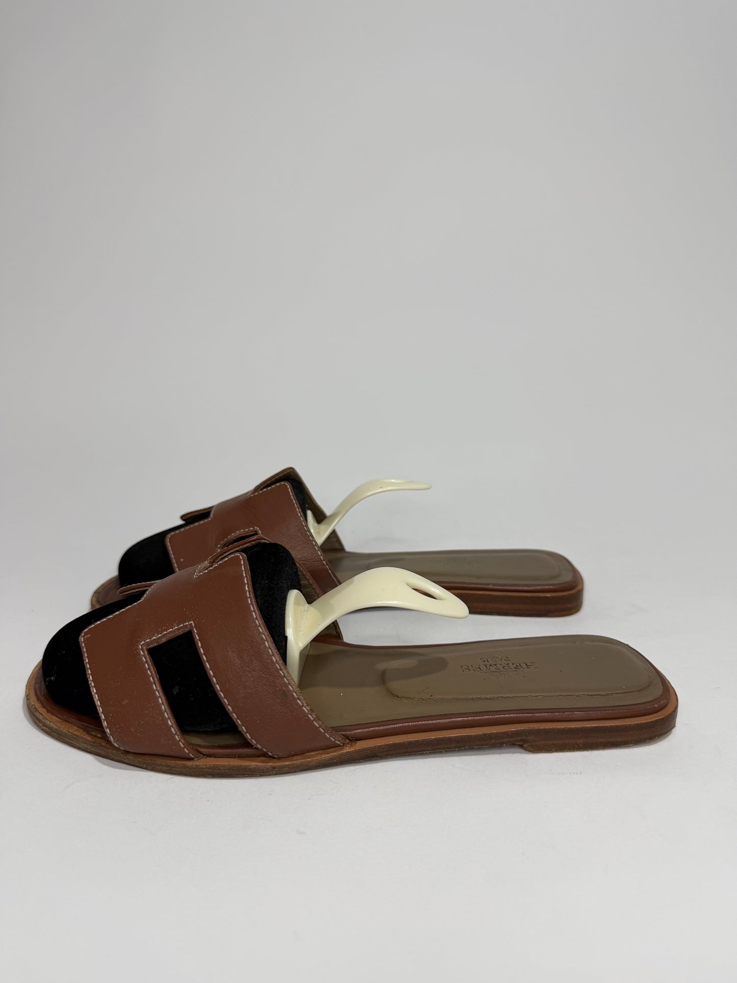 HERMES Brown Box Calfskin Oran Sandals 39 EU/ 9 US / 6 UK