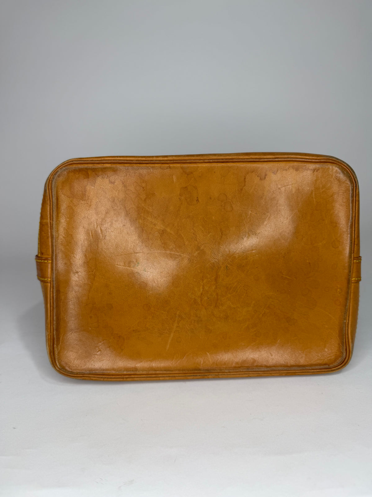 LOUIS VUITTON
Monogram Canvas Large Noe Bag
