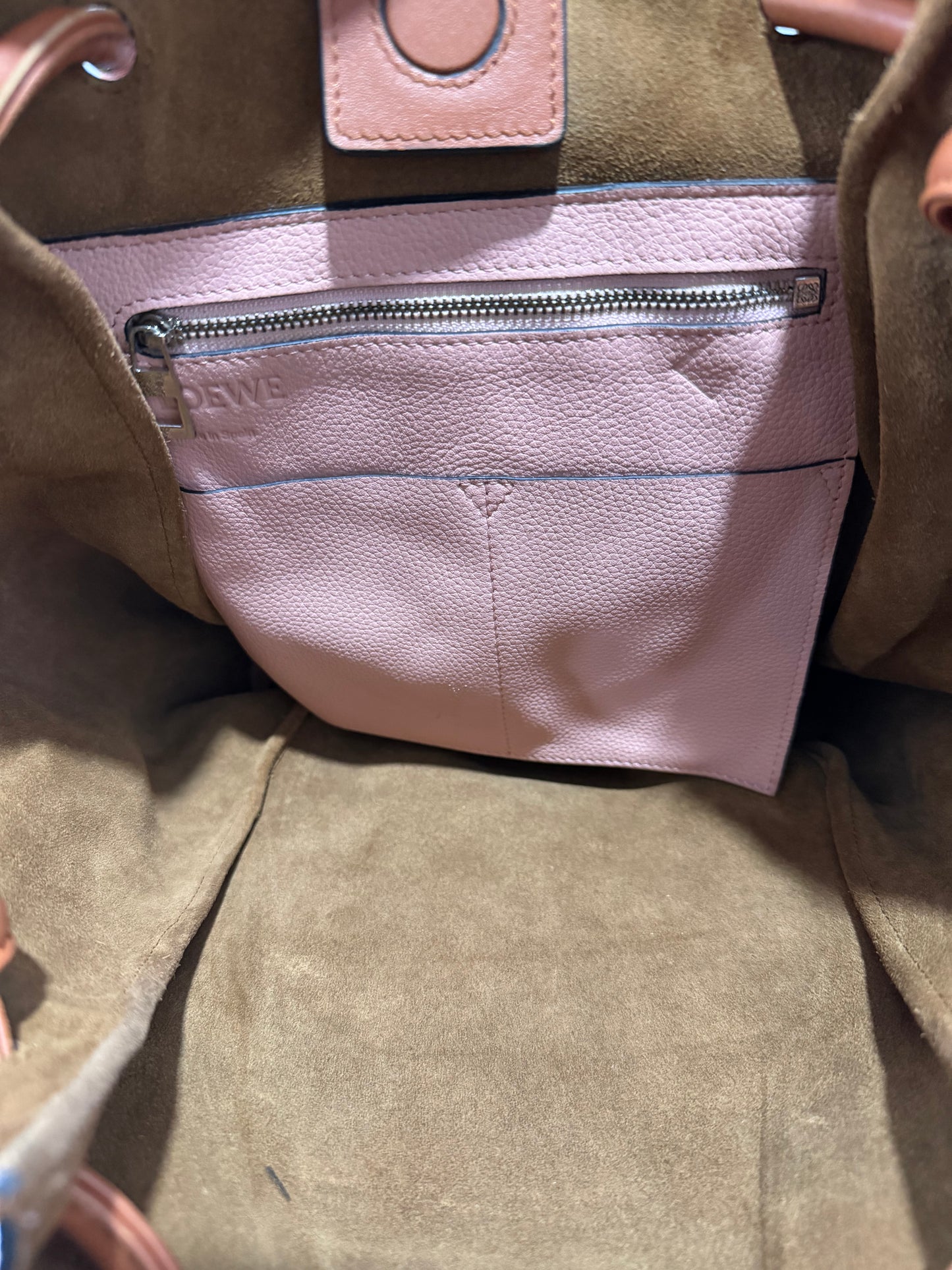 Loewe
Small Flamenco Pink Leather Tote