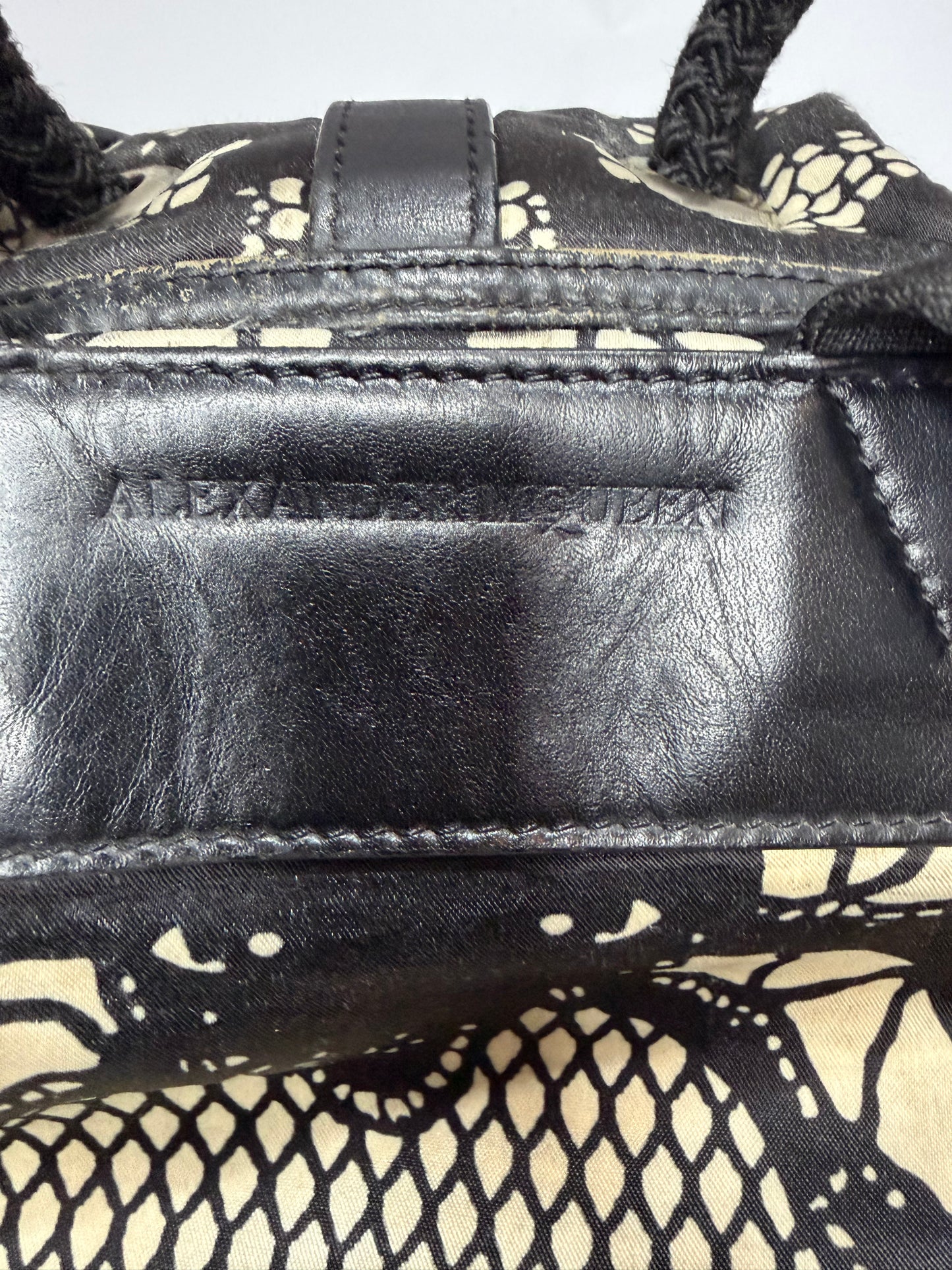Alexander McQueen
Satin Skull & Lace Backpack