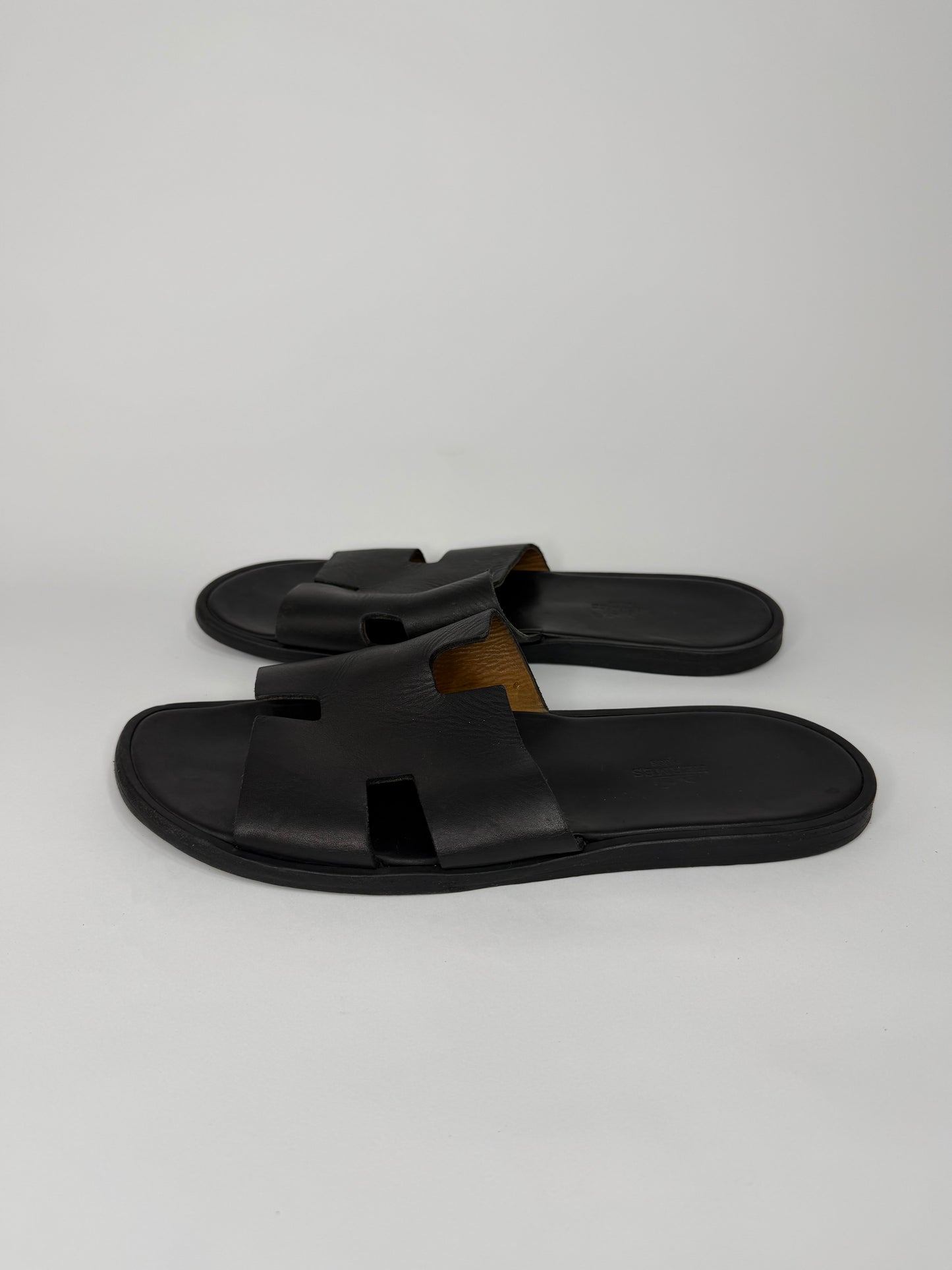 Hermes Black Izmir Leather sandal Size 41.5 EU/ 8.5 US/ 7.5 UK