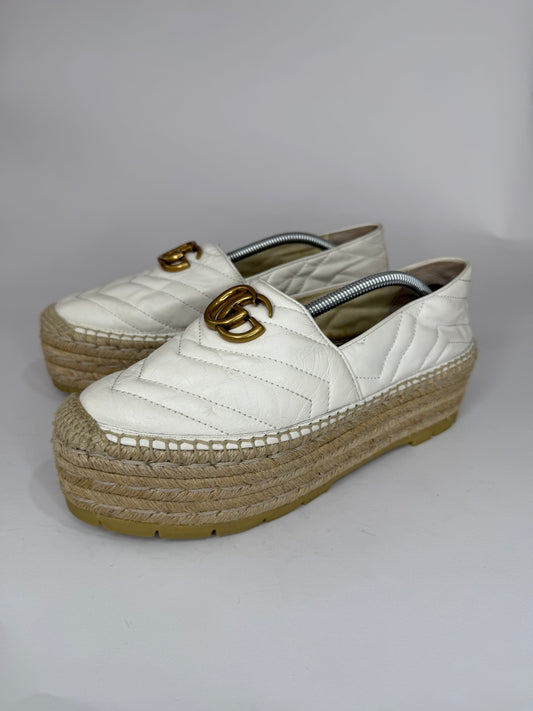 Gucci White Leather GG Marmont Espadrille Flats Size 39 EU/ 9 US/ 6 US