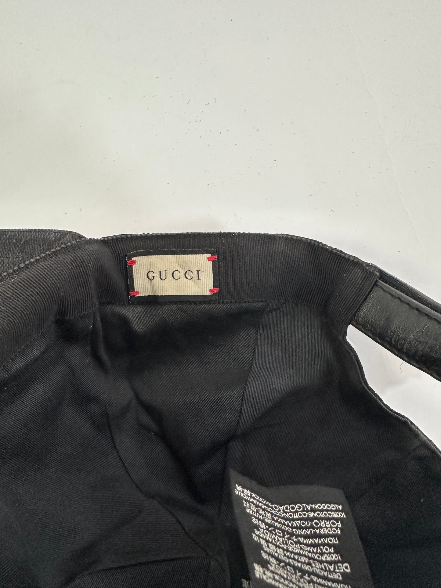 GUCCI 
Monogram Web Baseball Hat S Black