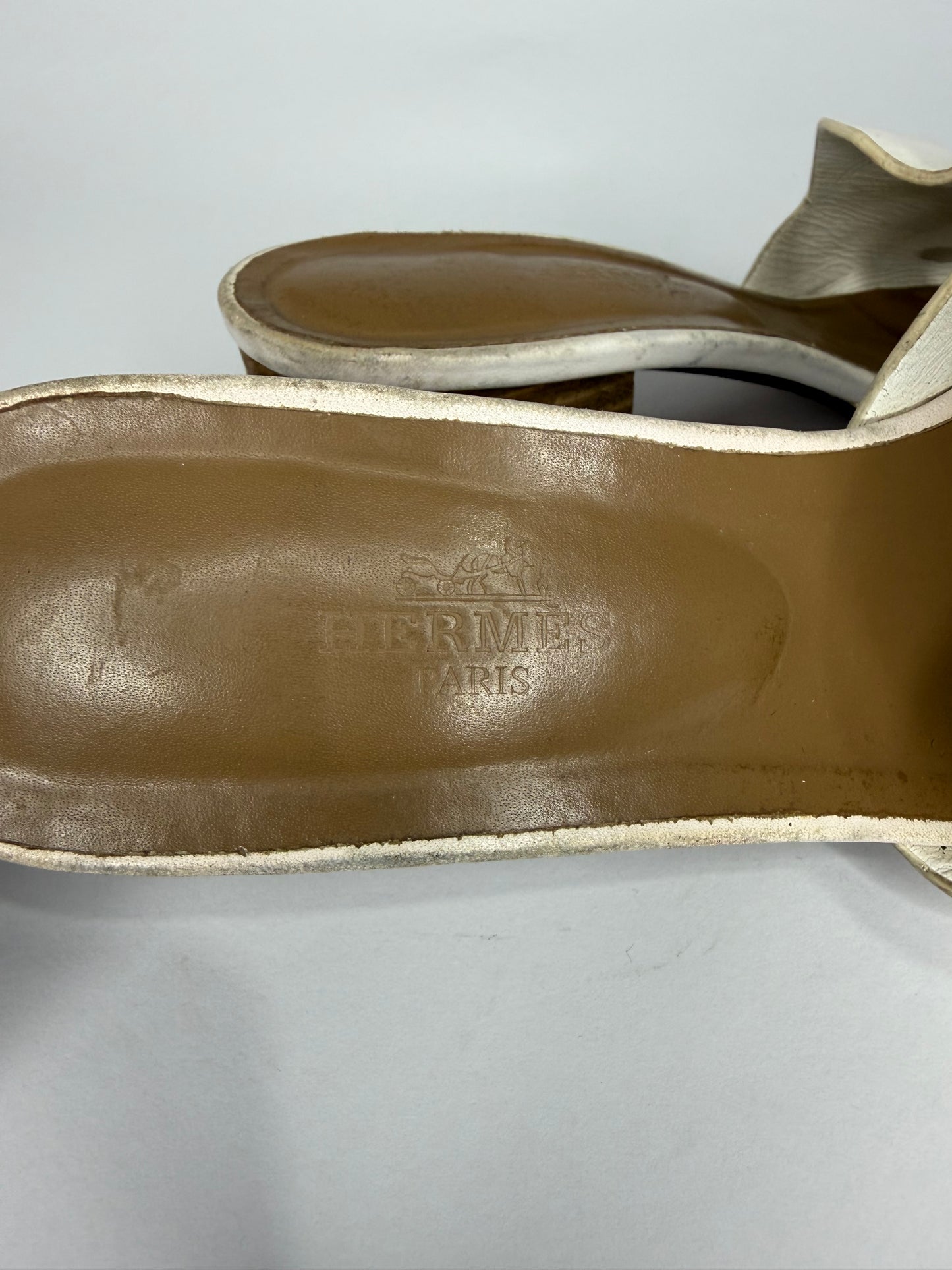 HERMES
White Leather Mona Slide Sandals Size 7 US /37 EU