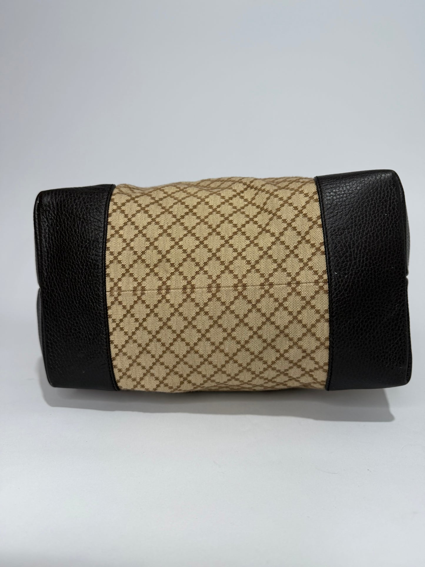 GUCCI
Beige/Ebony GG Canvas Large Charm Tote Bag