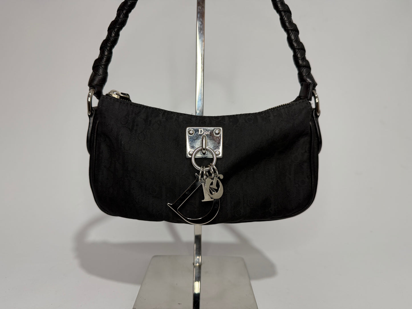 Christian Dior
Lovely Diorissimo Charm Pochette