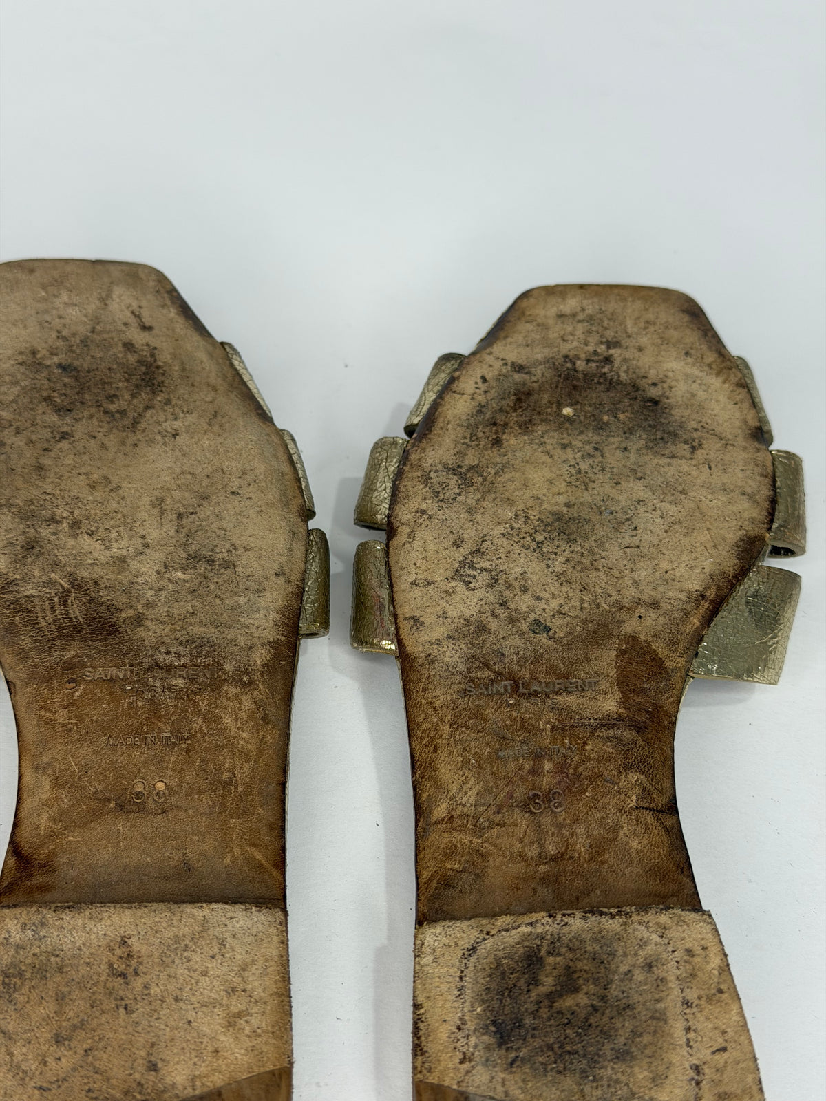 Saint Laurent Paris Gold Leather Tribute Flat Sandals Size 38 EU/ 8US / 5 UK