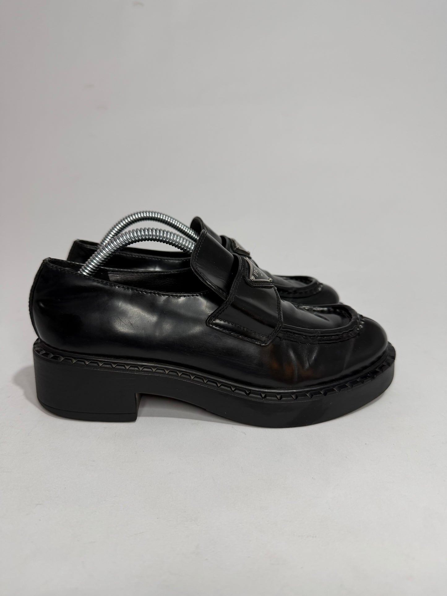 PRADA Vernice Metal Triangle Logo 50mm Loafers Size 36 EU/6 US/ 3UK