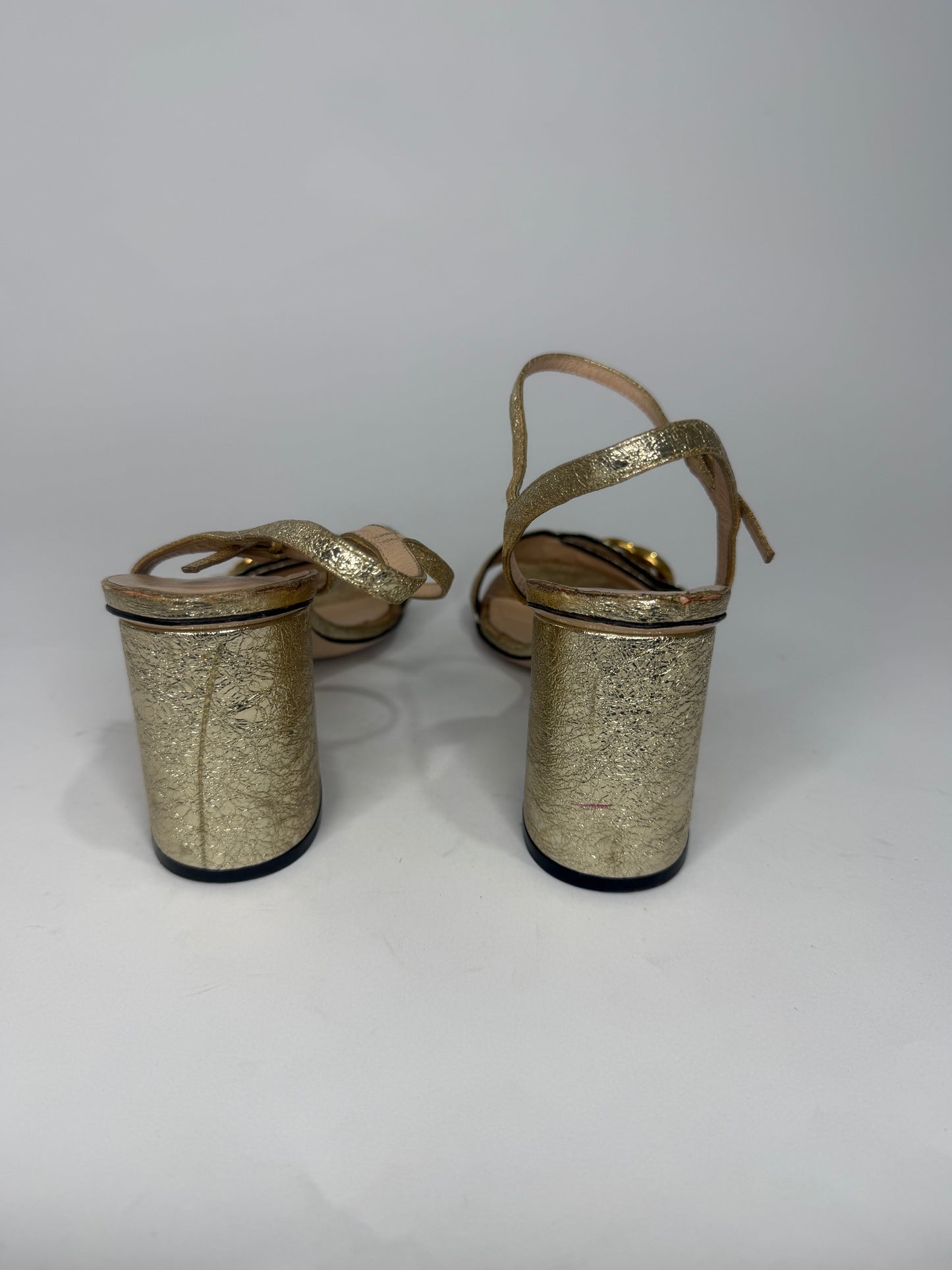 Gucci Metallic Gold Crinkled Leather GG Marmont Ankle Strap Sandals Size 39 EU/ 9 US/ 6 UK