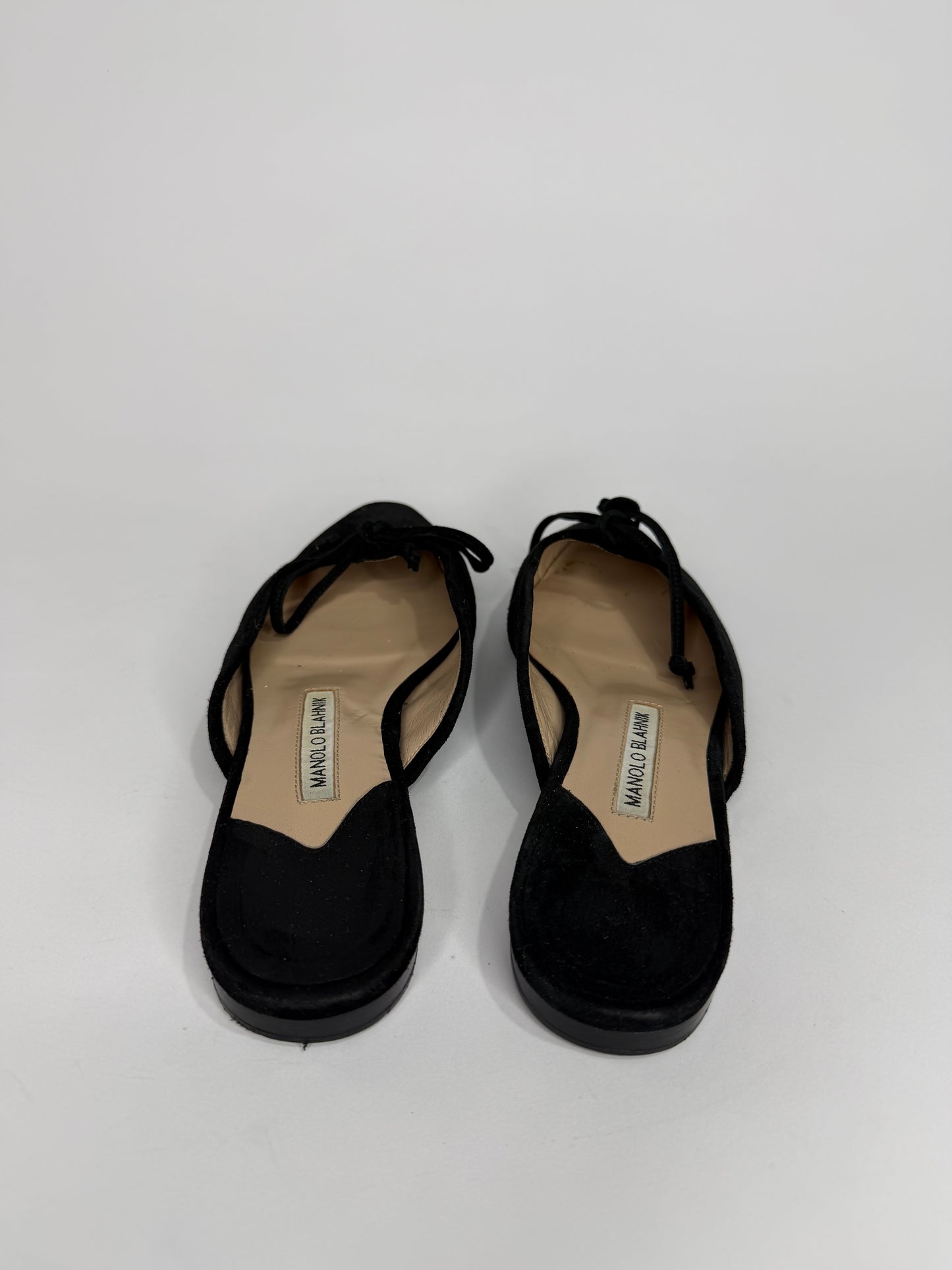 Manolo Blahnik
Suede Bow Accents Mules
Women's Size: 9 | IT 39
