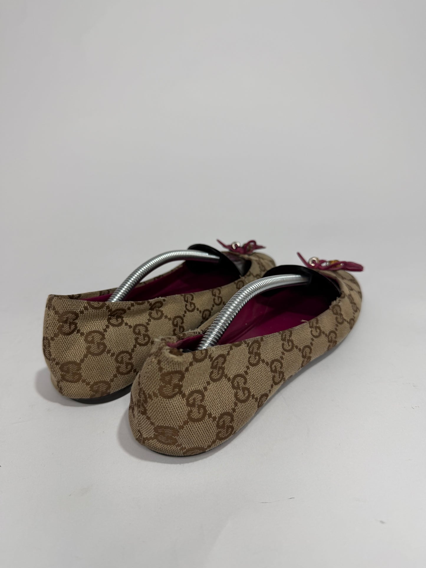 Gucci Beige/ Pink GG Canvas Bamboo Bow Tassel Ballet Flats Size 38